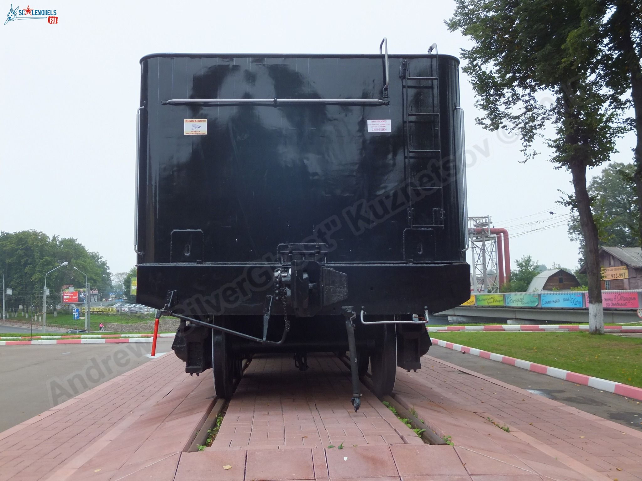 L-5122_locomotive_0017.jpg