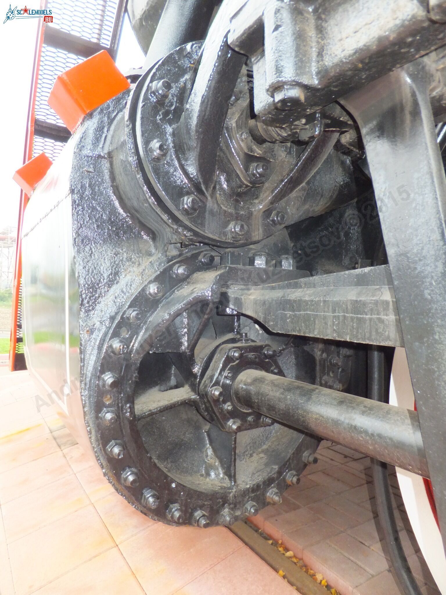 L-5122_locomotive_0047.jpg
