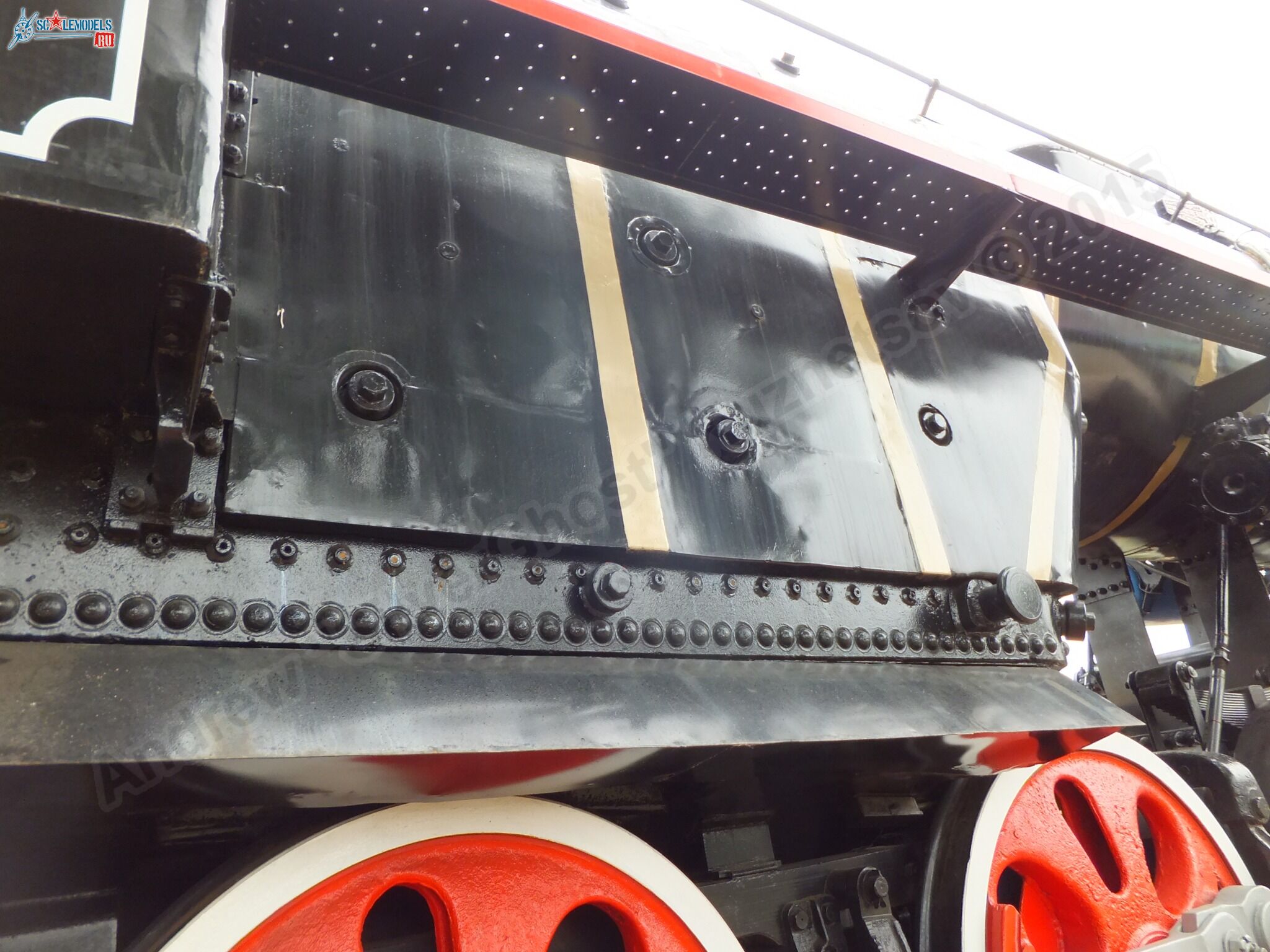 L-5122_locomotive_0116.jpg
