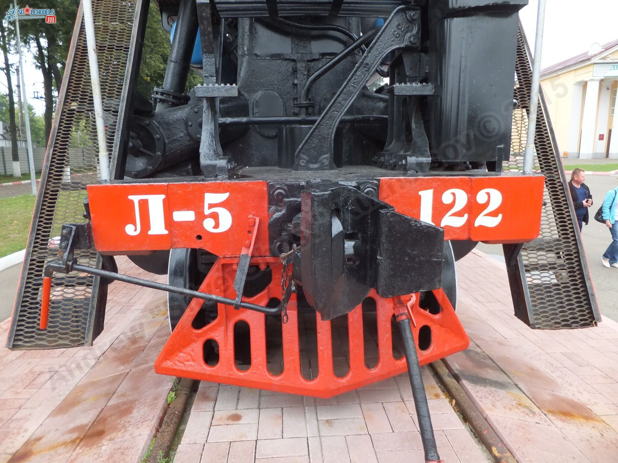 L-5122_locomotive_0133.jpg