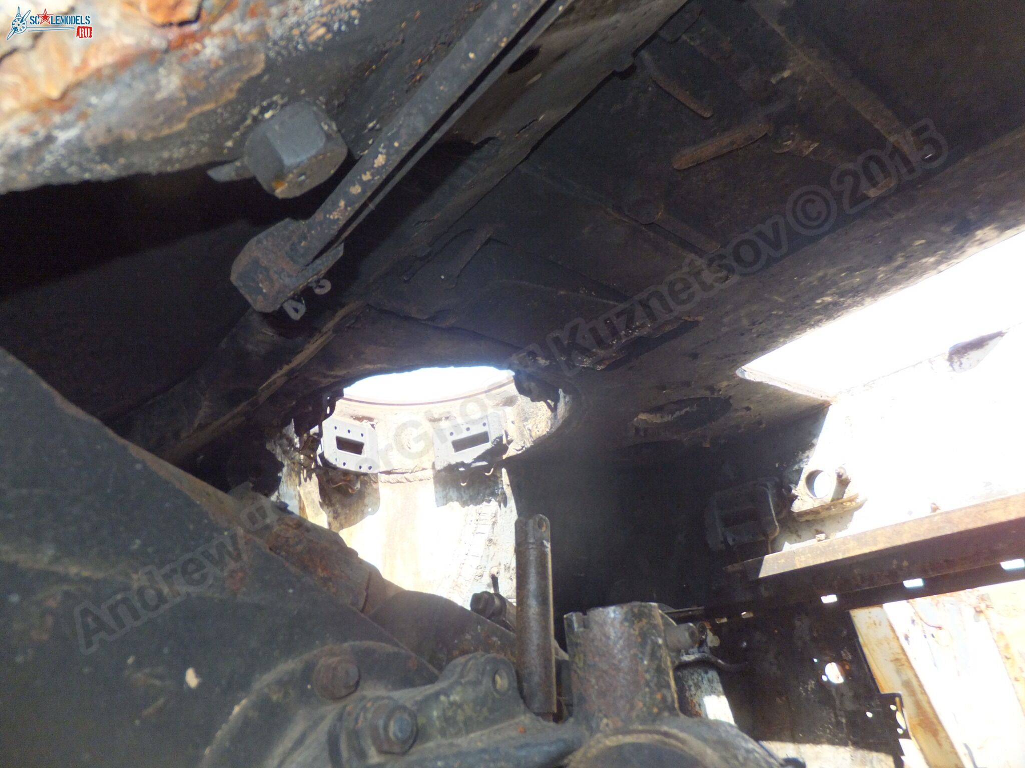 Damaged_SU-100_0039.jpg
