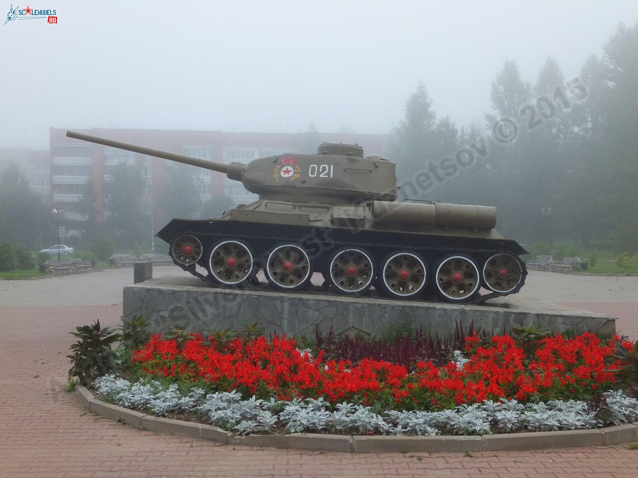 T-34-85_0001.jpg