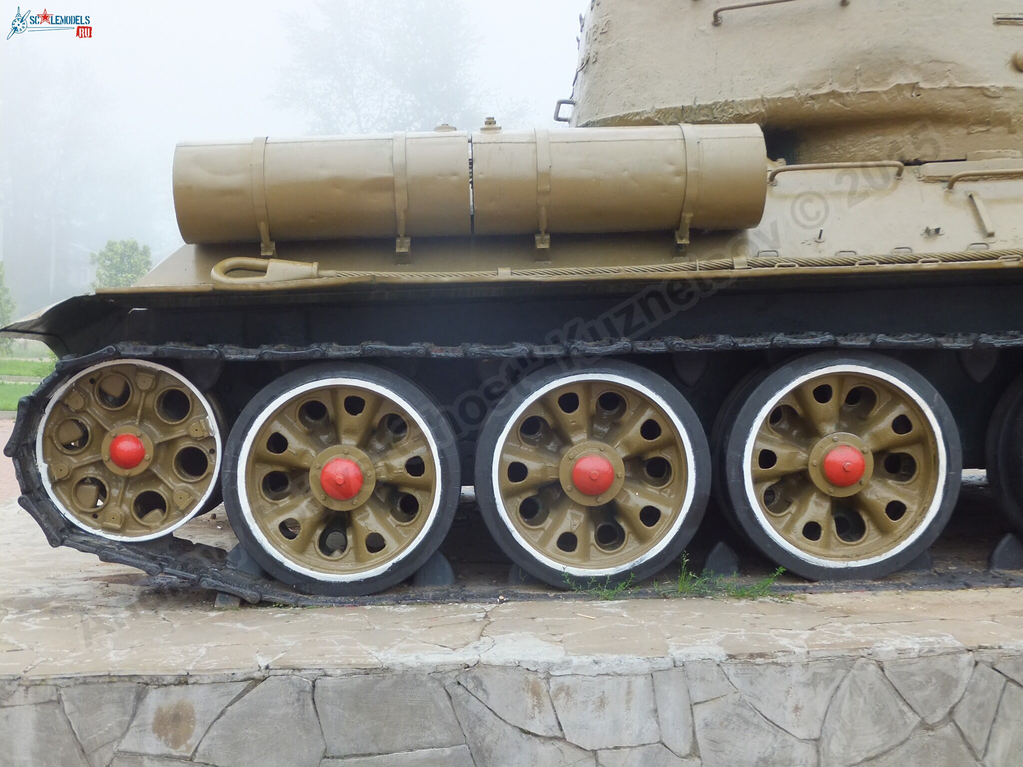 T-34-85_0061.jpg