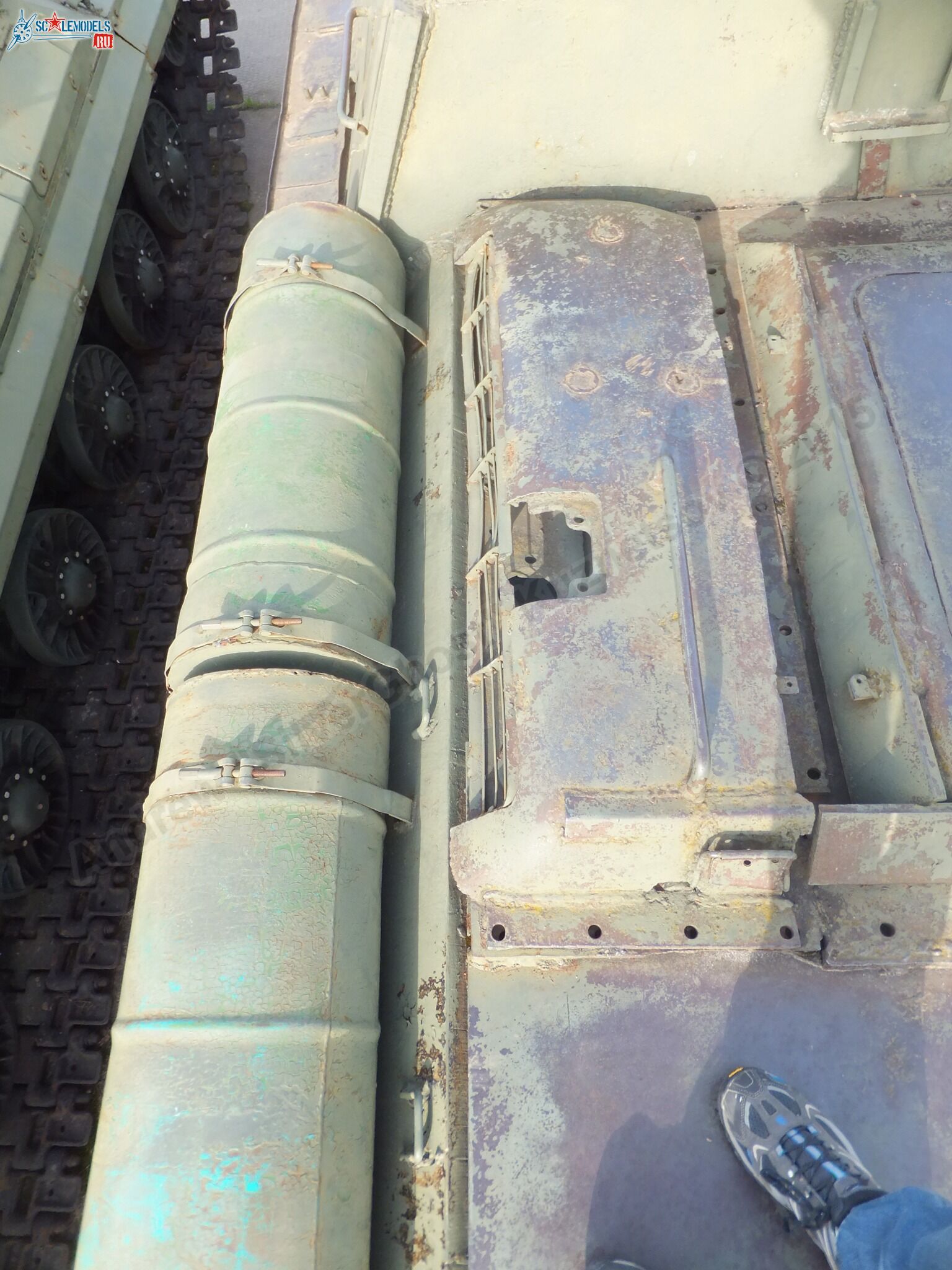 Su-100_0024.jpg