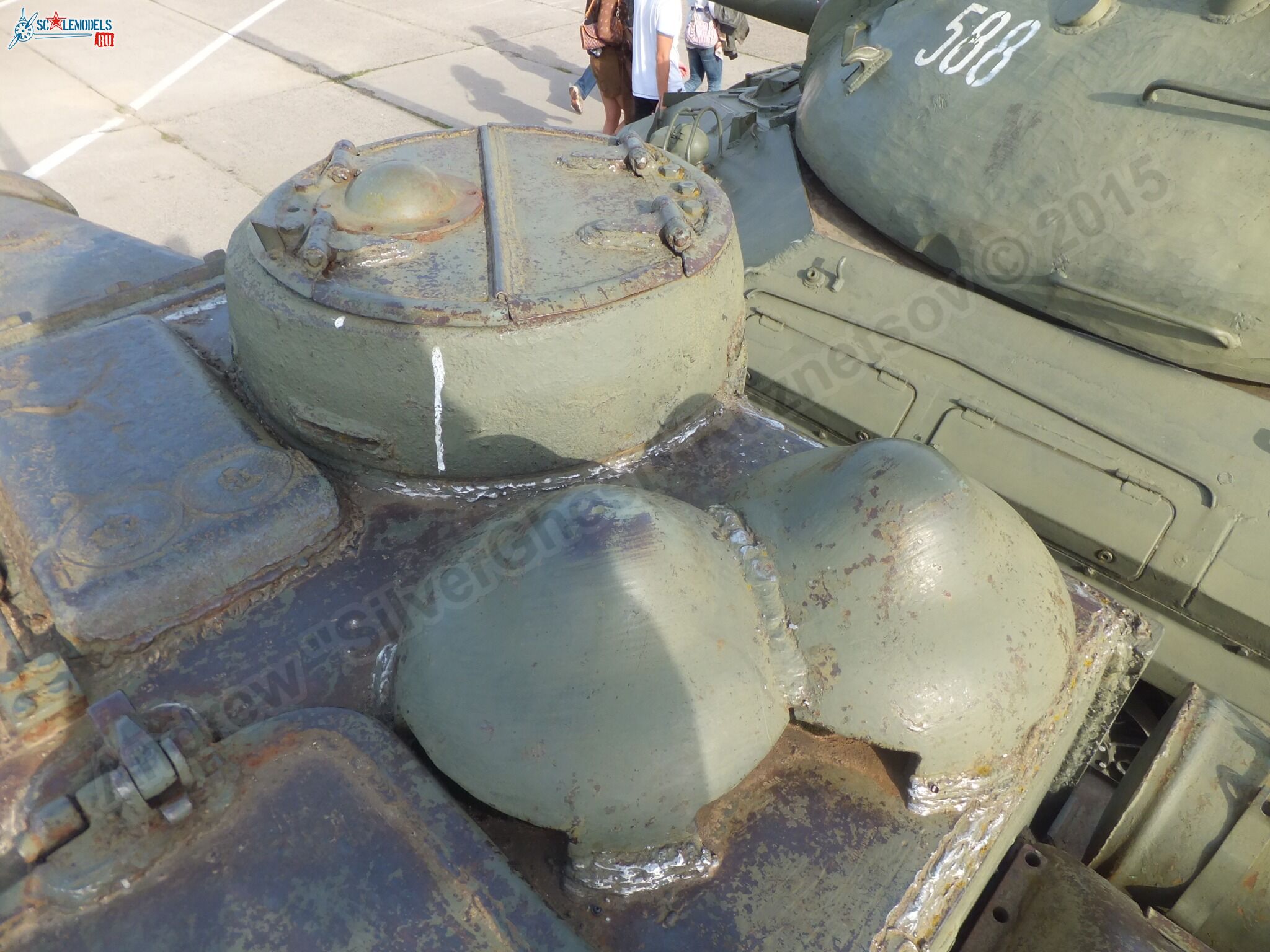 Su-100_0025.jpg
