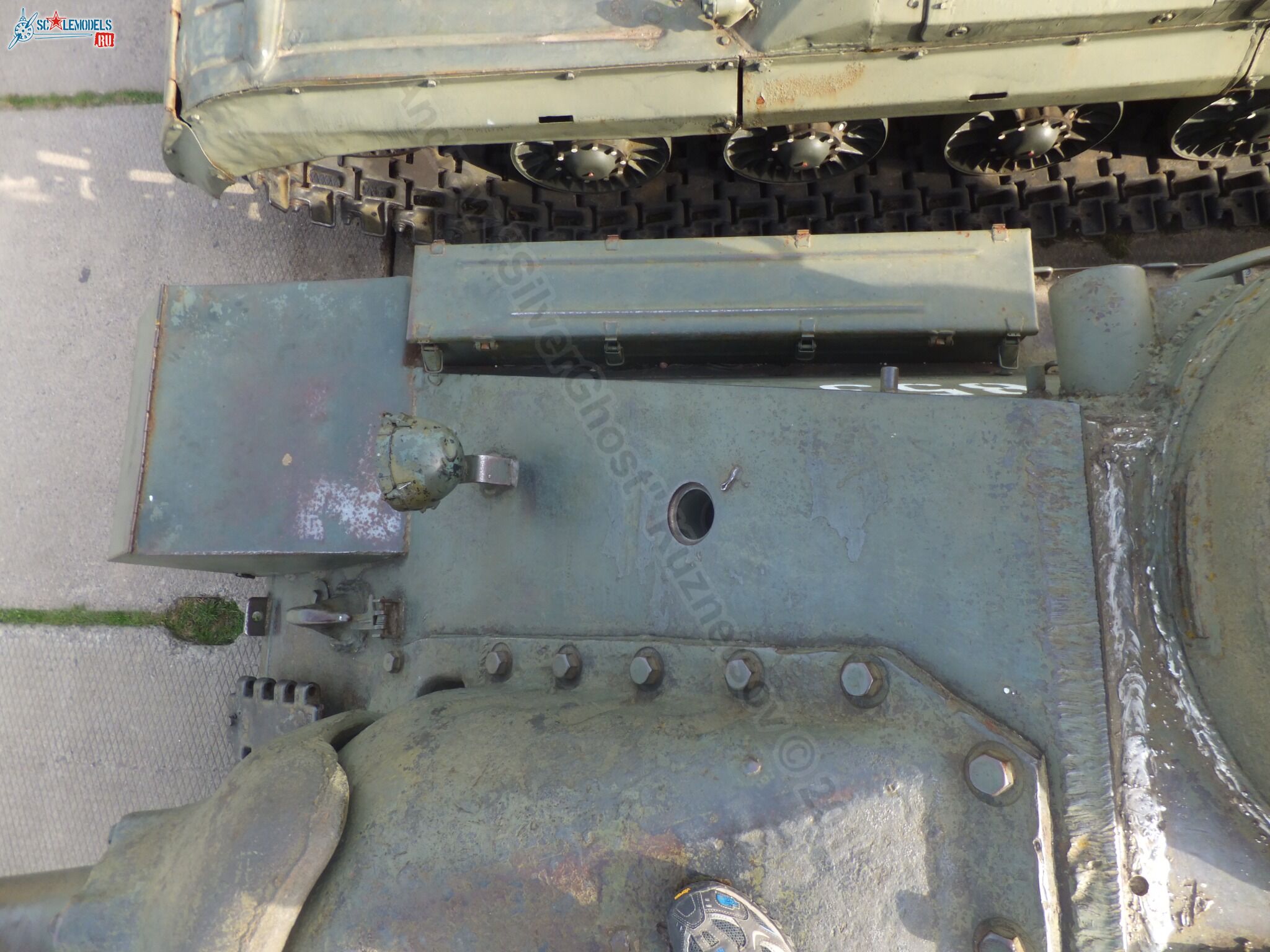 Su-100_0031.jpg