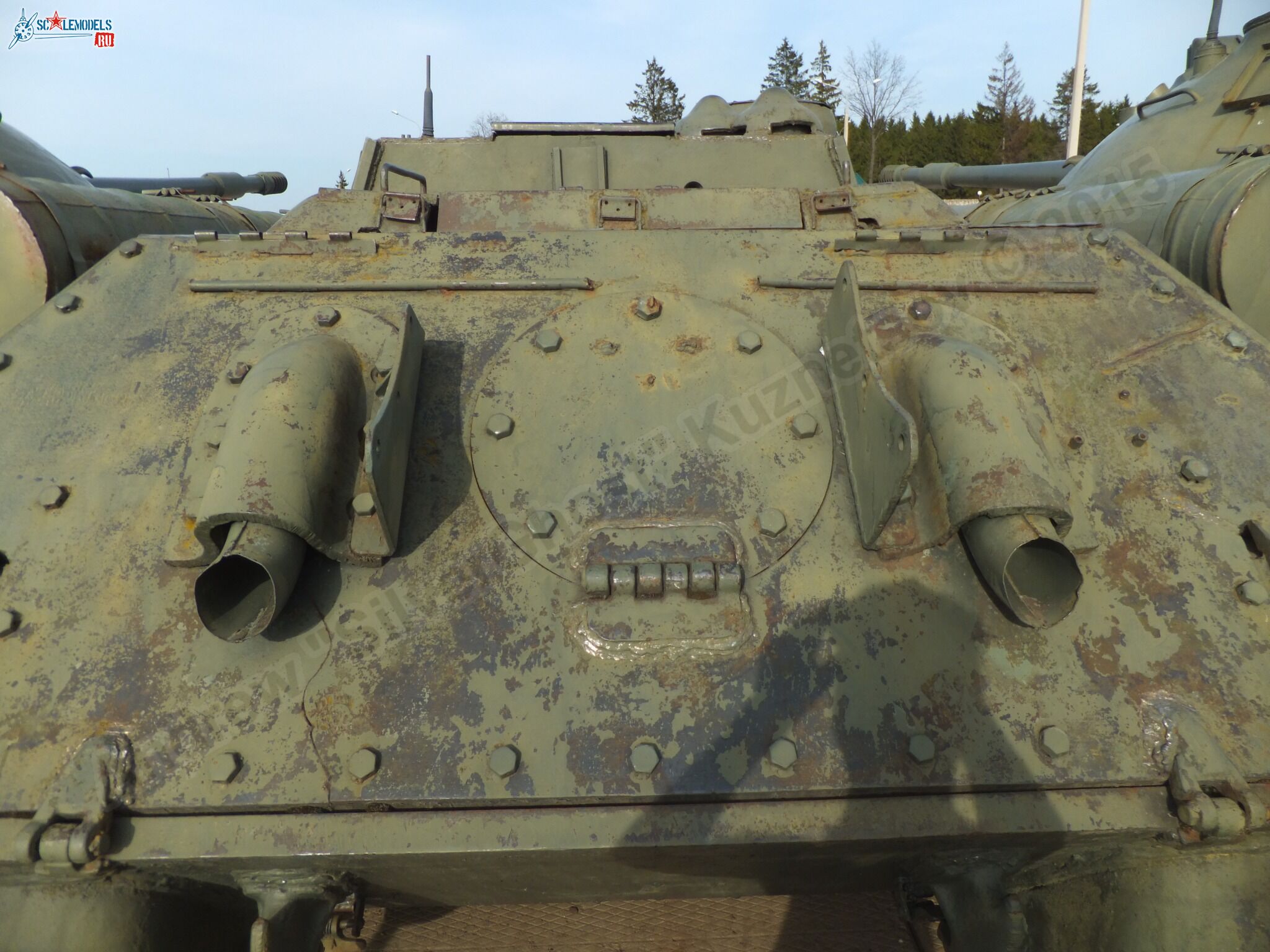 Su-100_0063.jpg