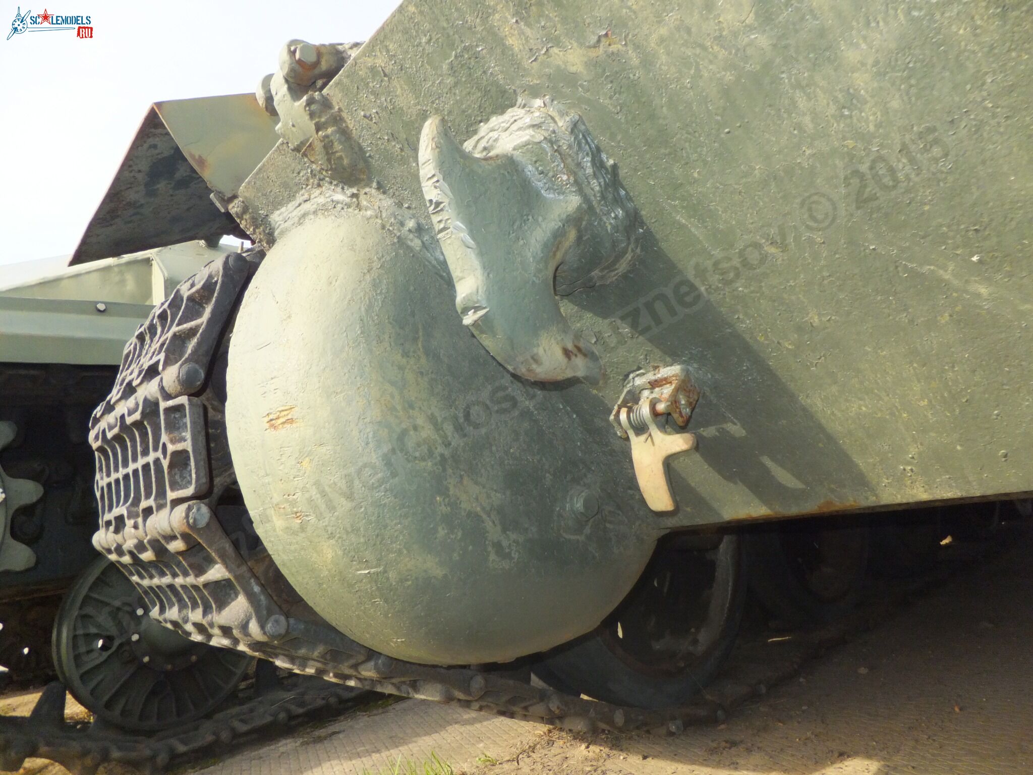 Su-100_0072.jpg