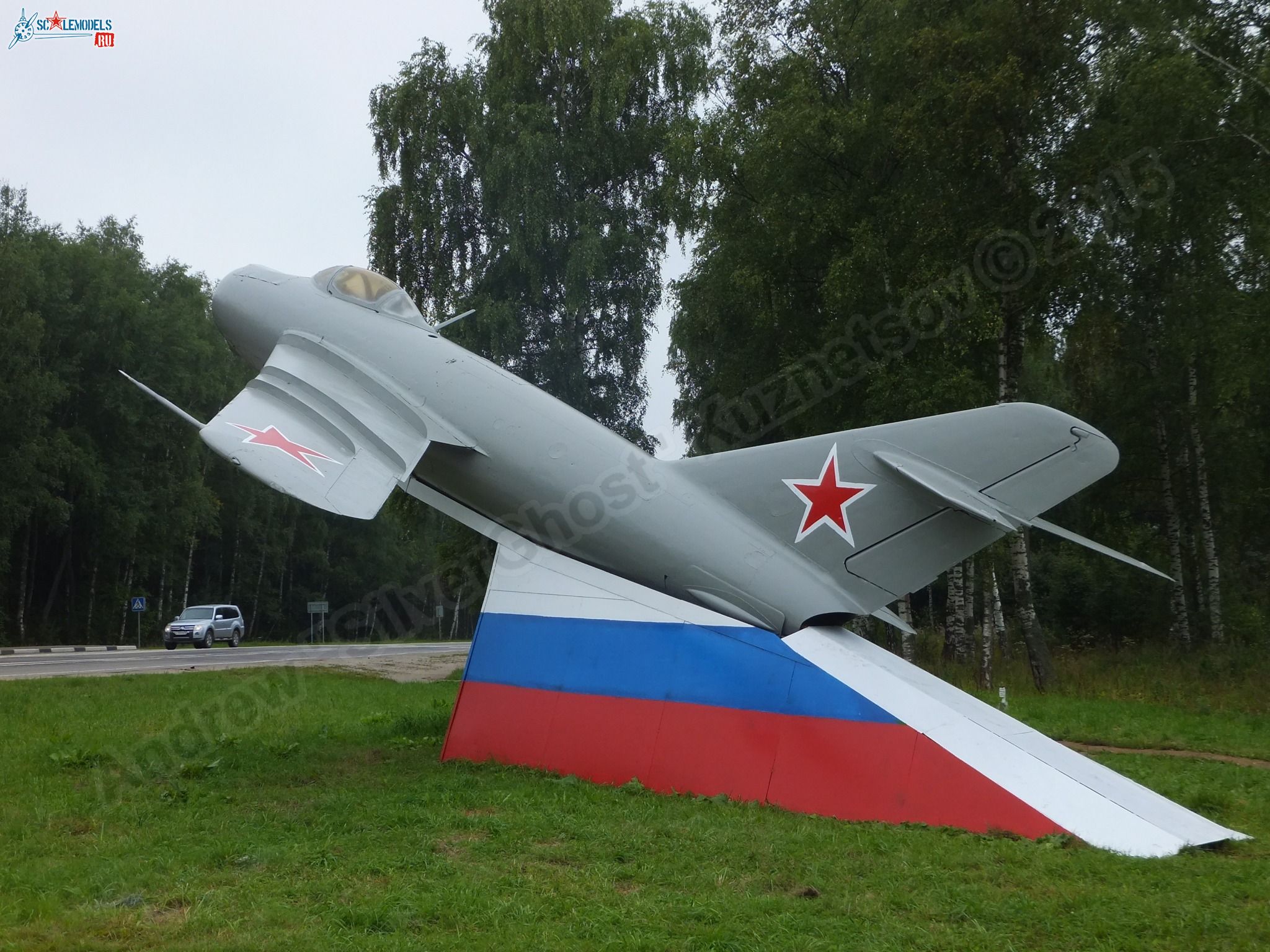 MiG-17_Tunoshna_0000.jpg