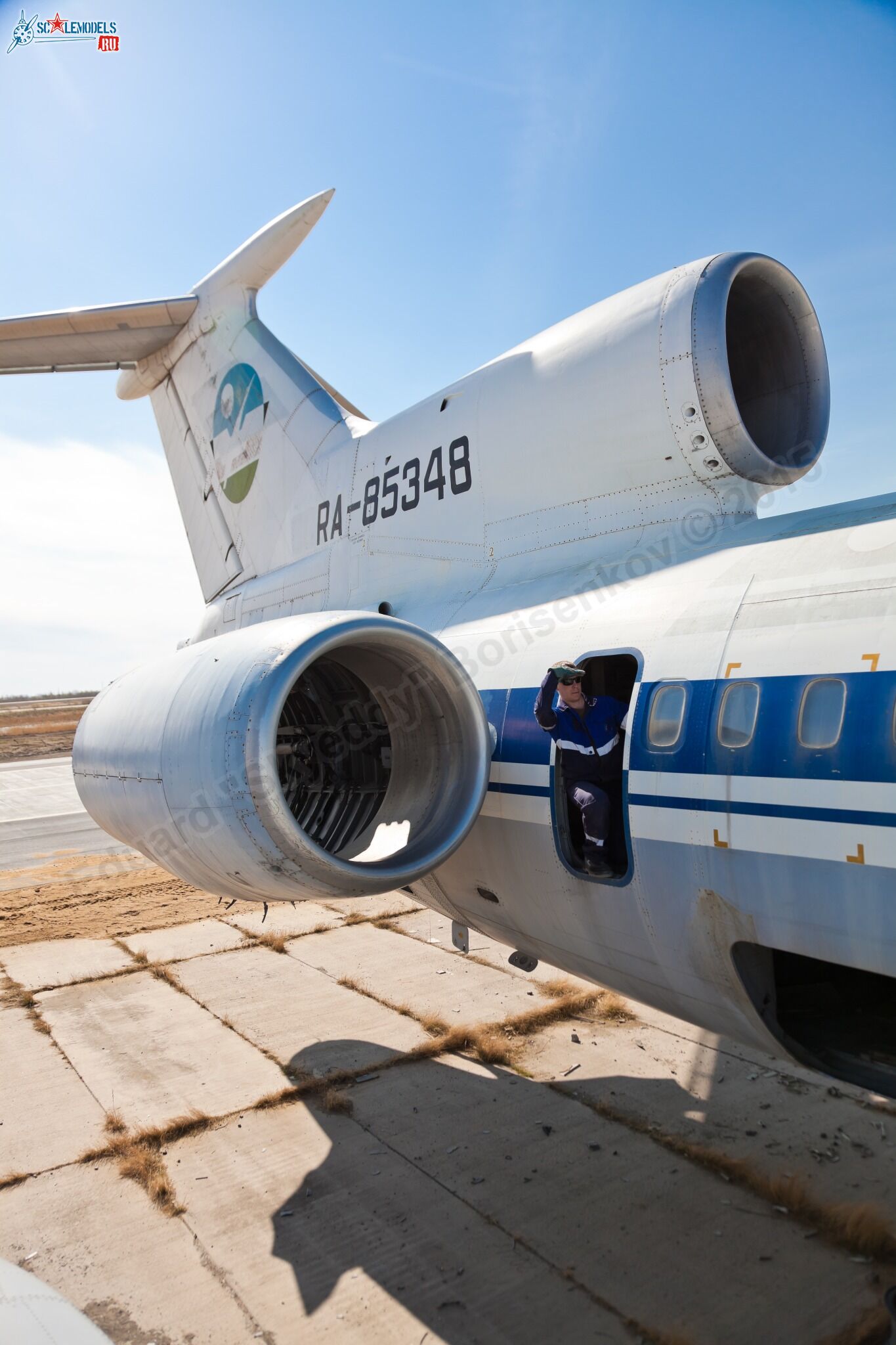 Tu-154B-2_RA-85348_0008.jpg
