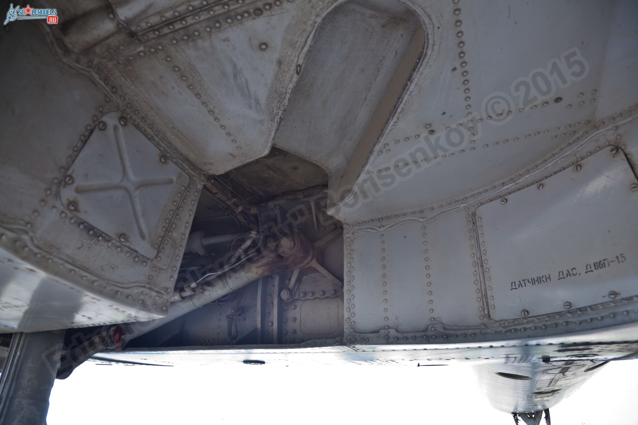 Yak-40_RA-88177_0015.jpg