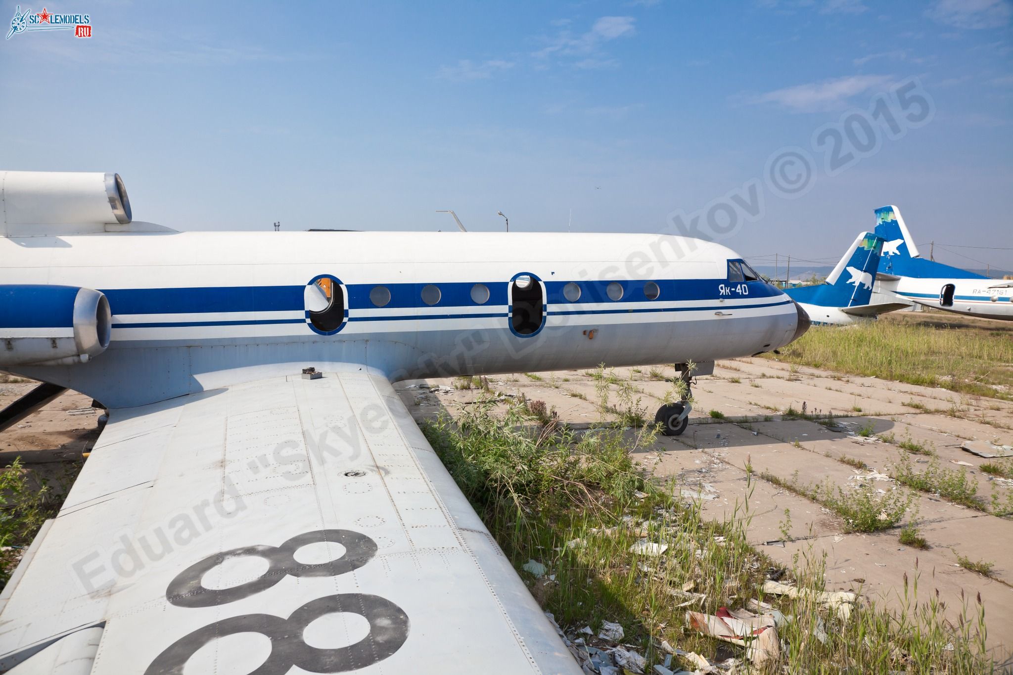 Yak-40_RA-88177_0033.jpg