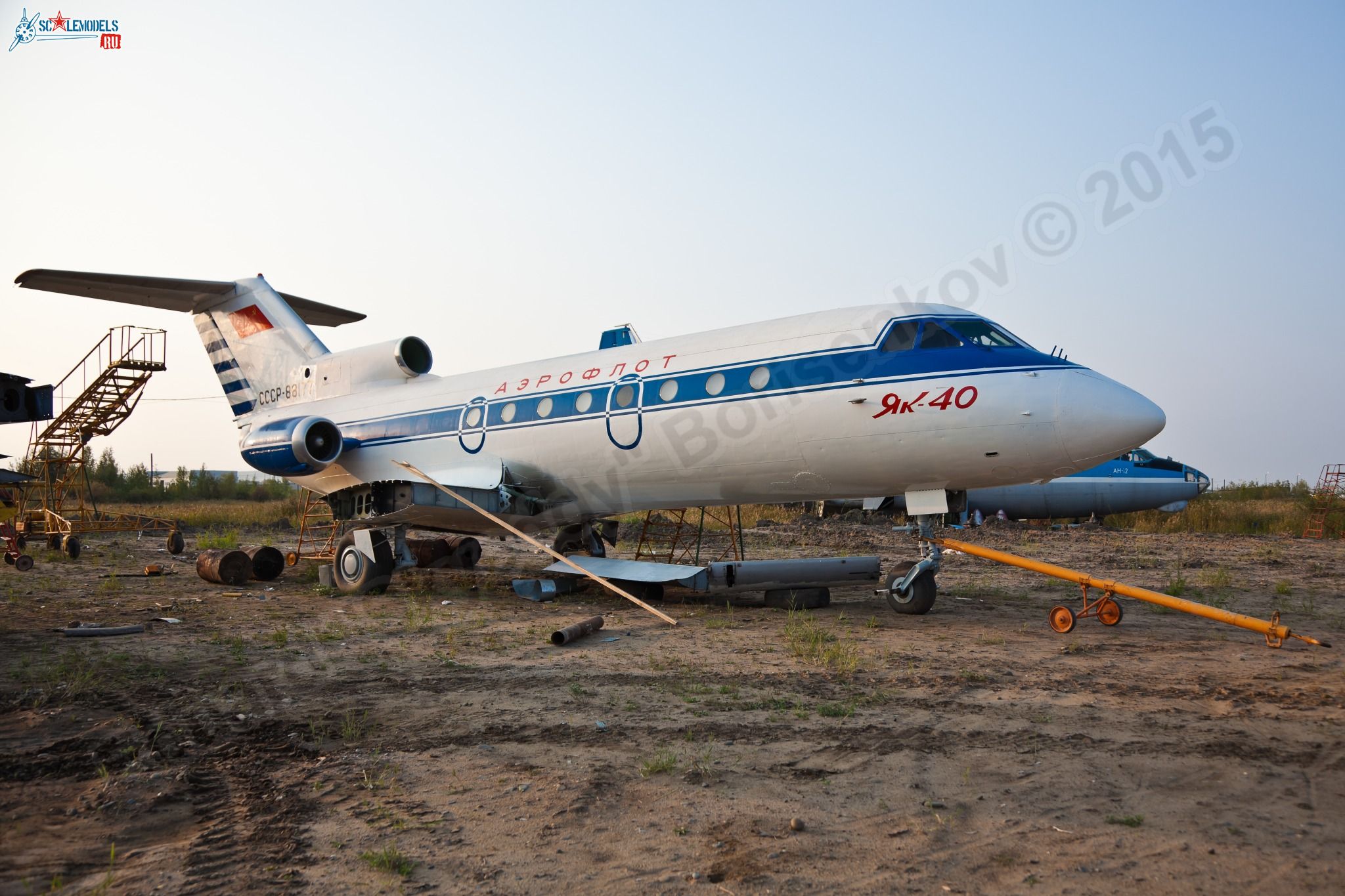 Yak-40_RA-88177_0068.jpg