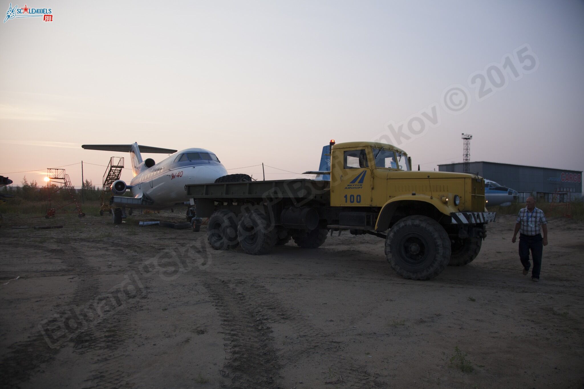 Yak-40_RA-88177_0074.jpg