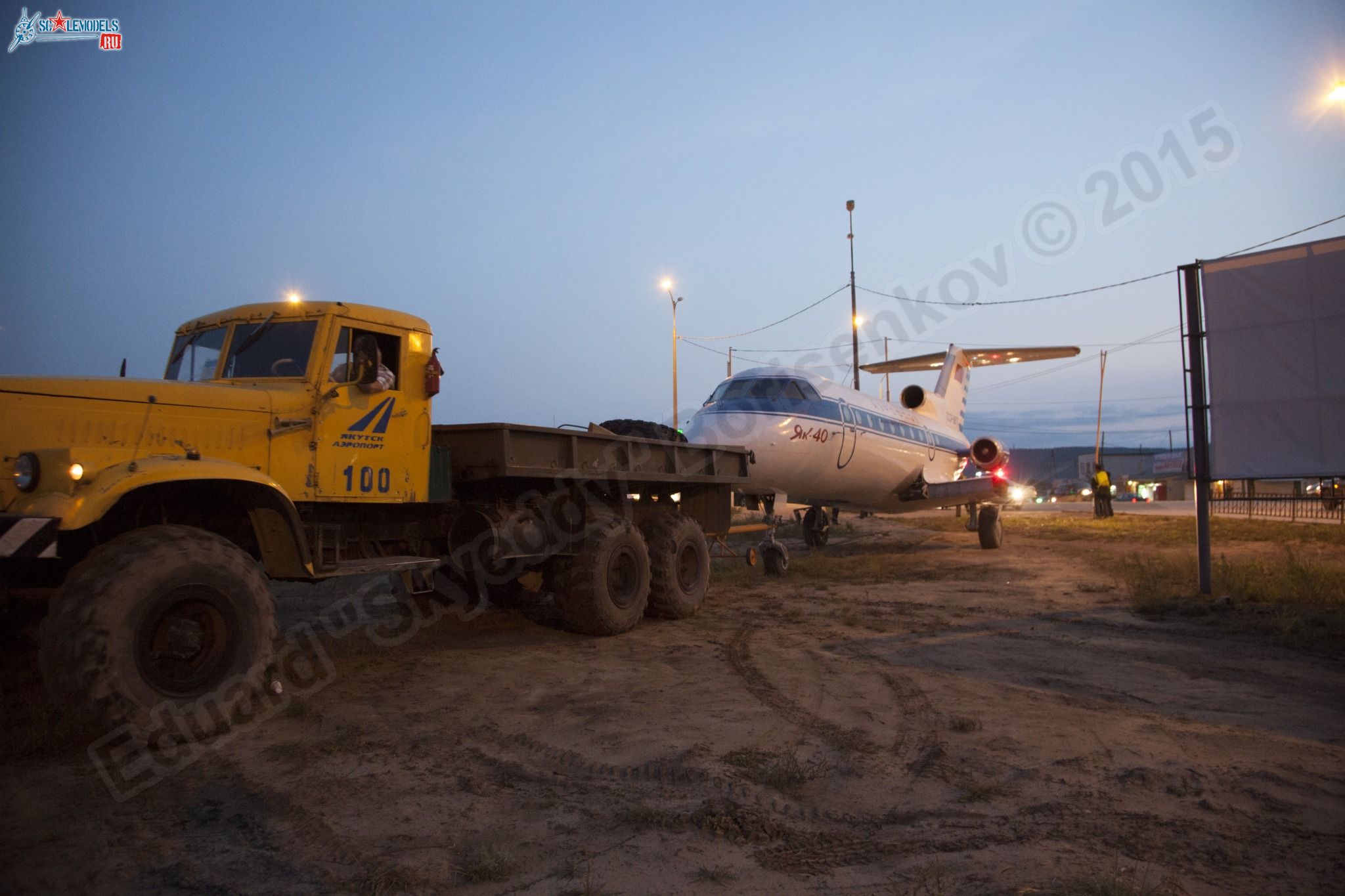 Yak-40_RA-88177_0113.jpg