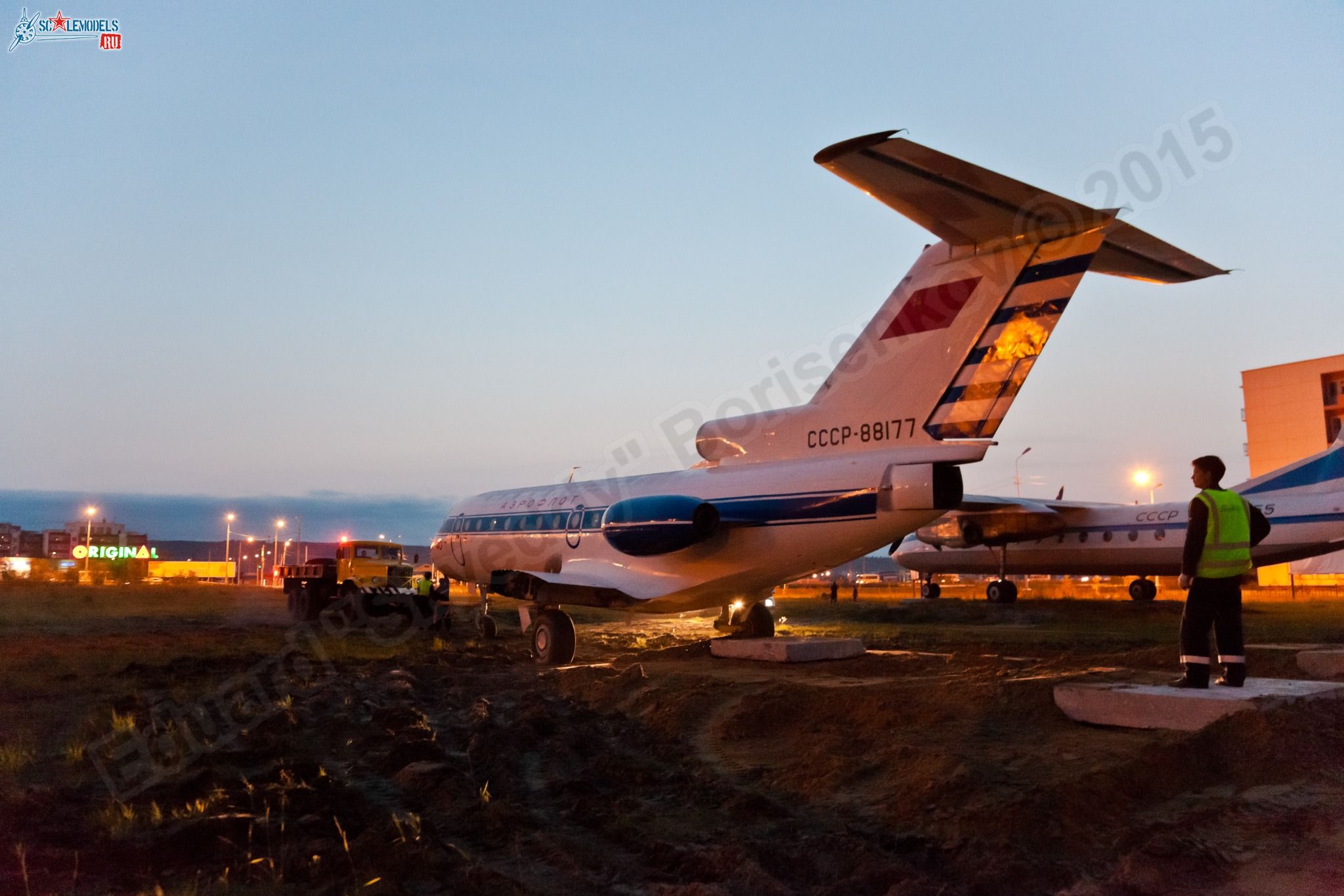 Yak-40_RA-88177_0121.jpg