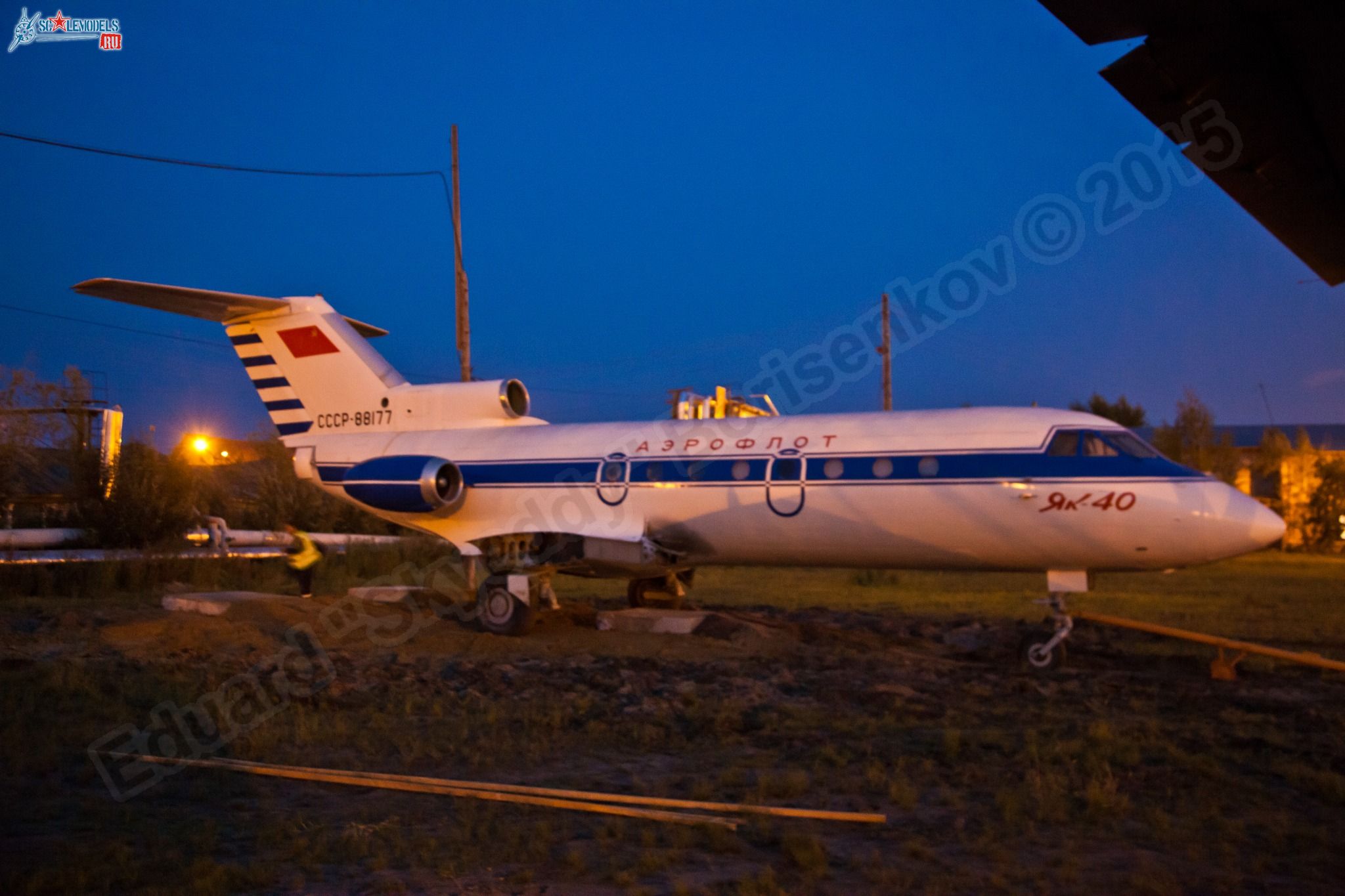 Yak-40_RA-88177_0124.jpg