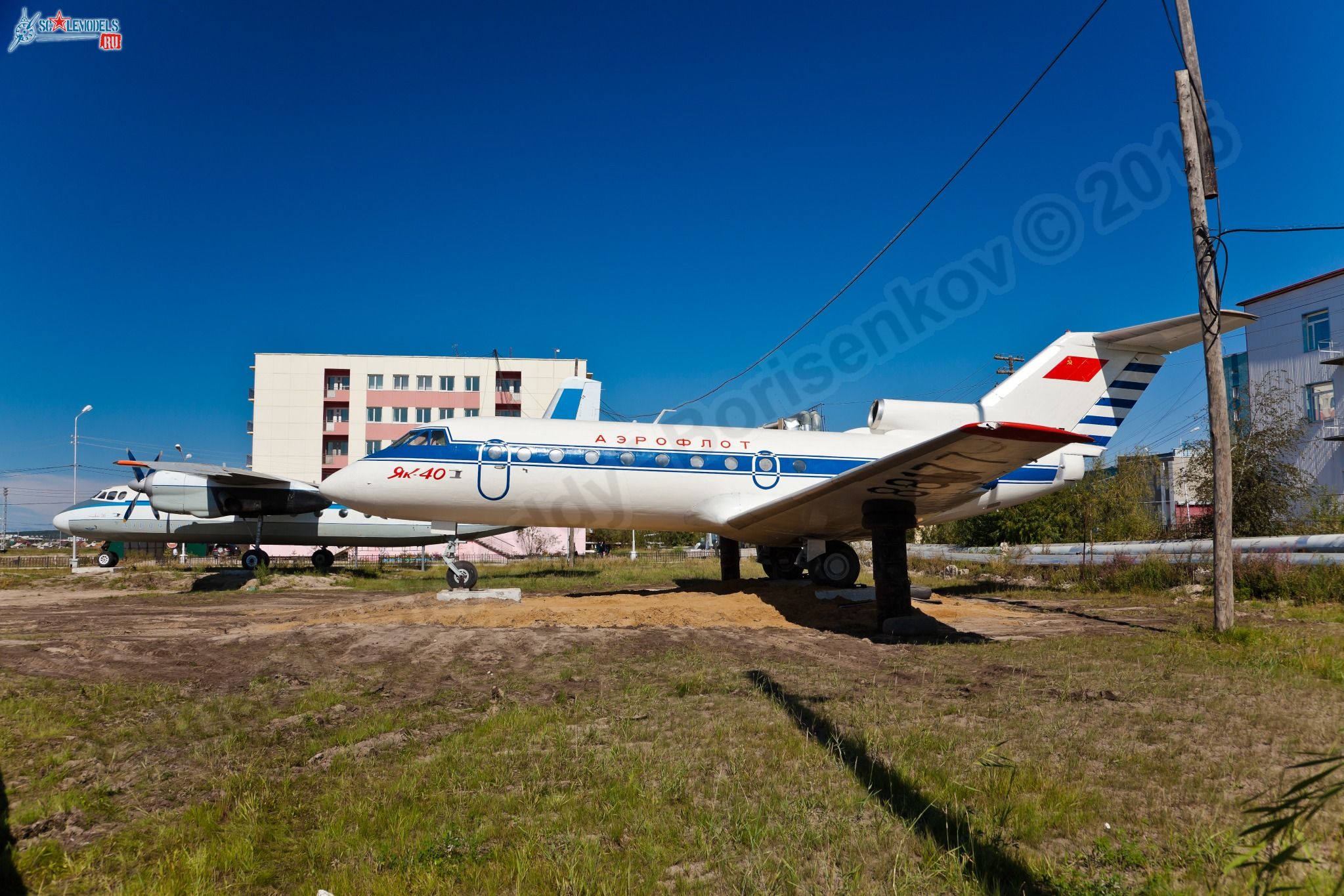 Yak-40_RA-88177_0127.jpg