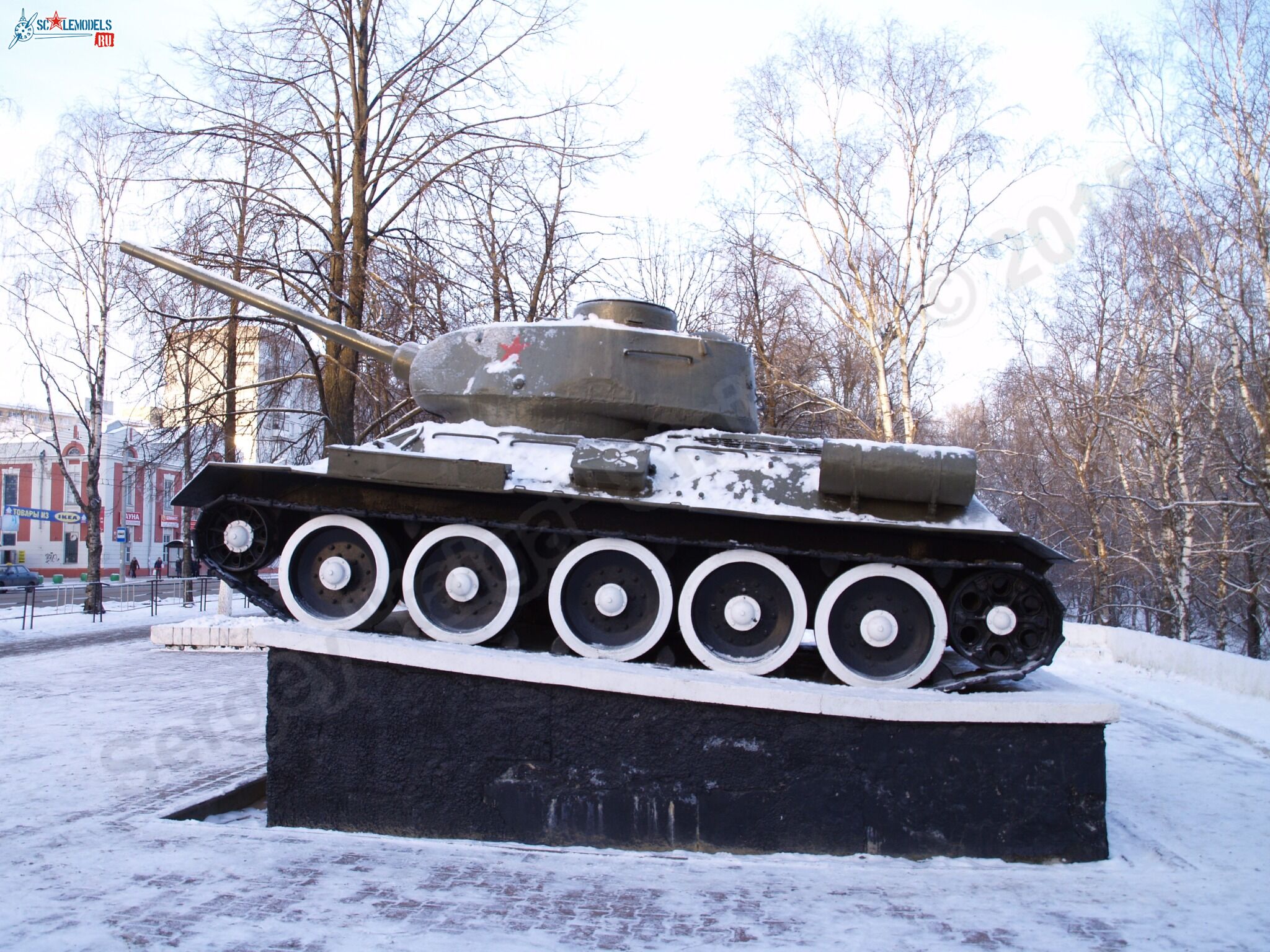 T-34-85_0040.jpg