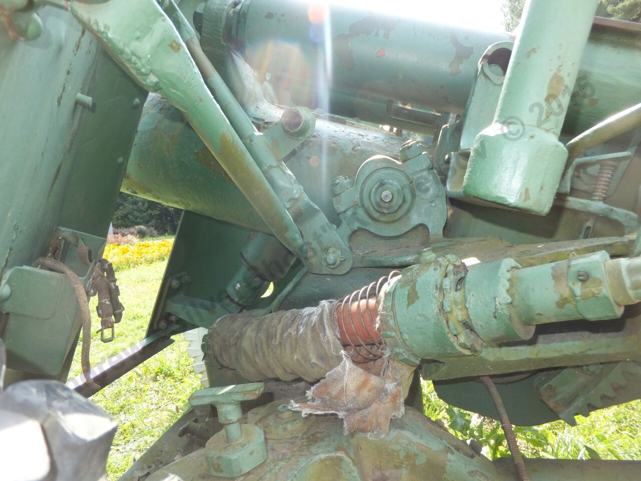 D-44_0075.jpg