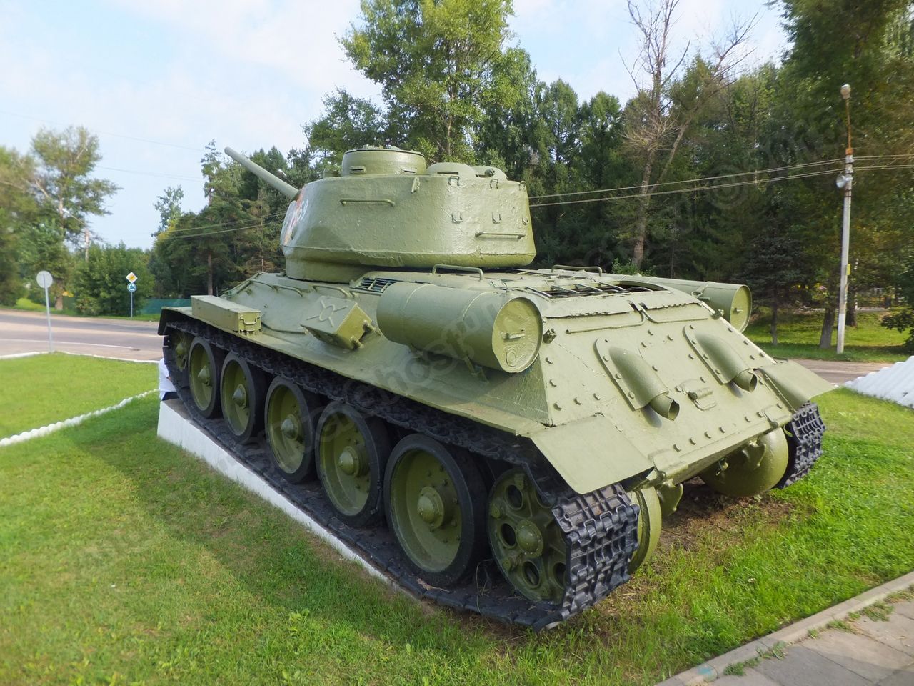 T-34-85_Dmitrov_0042.jpg