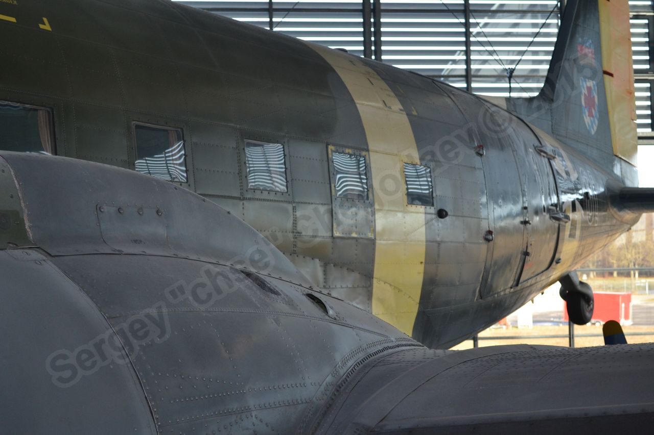 C-47D_0010.jpg