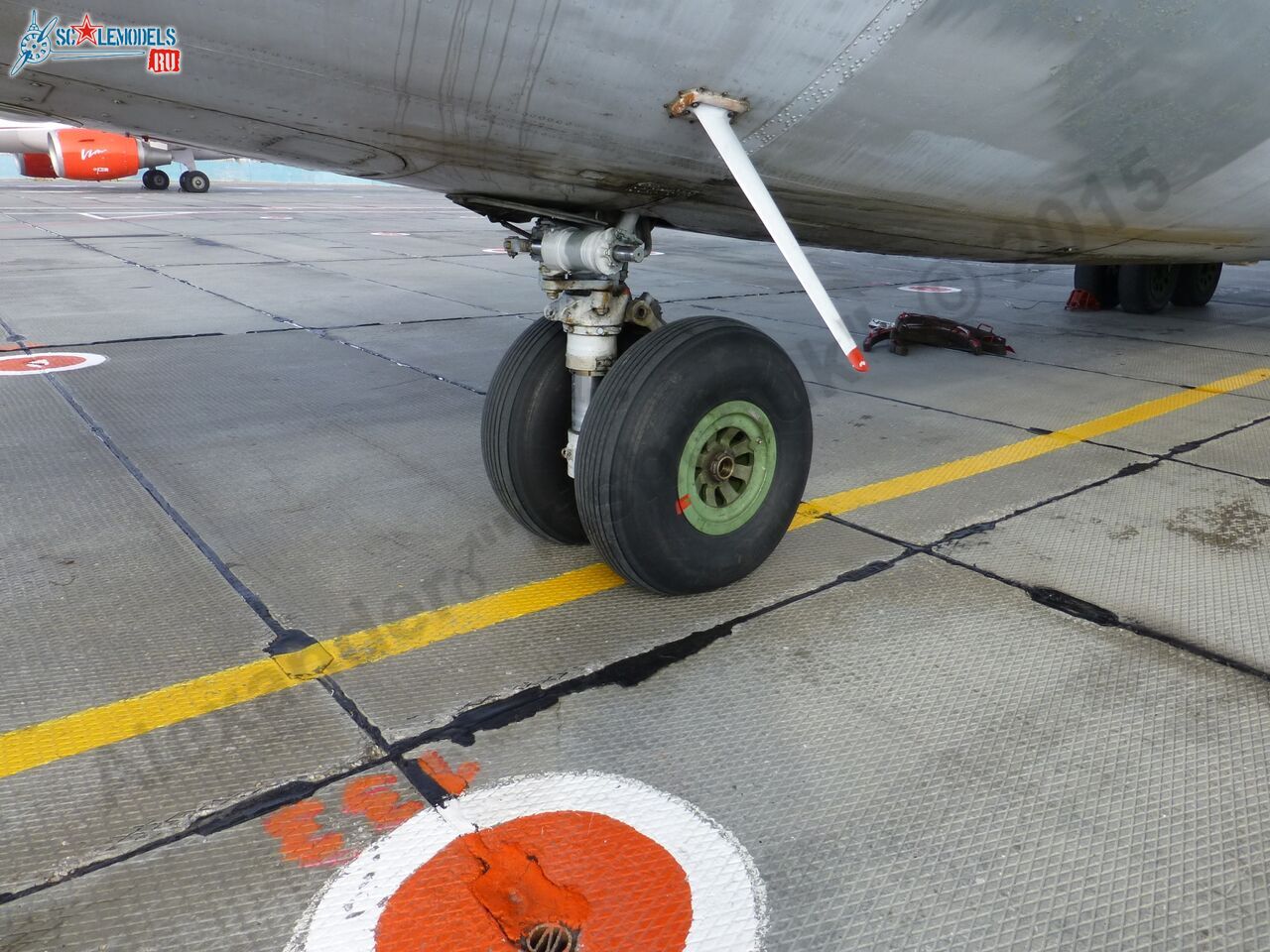 An-12_RA-93913_0011.jpg