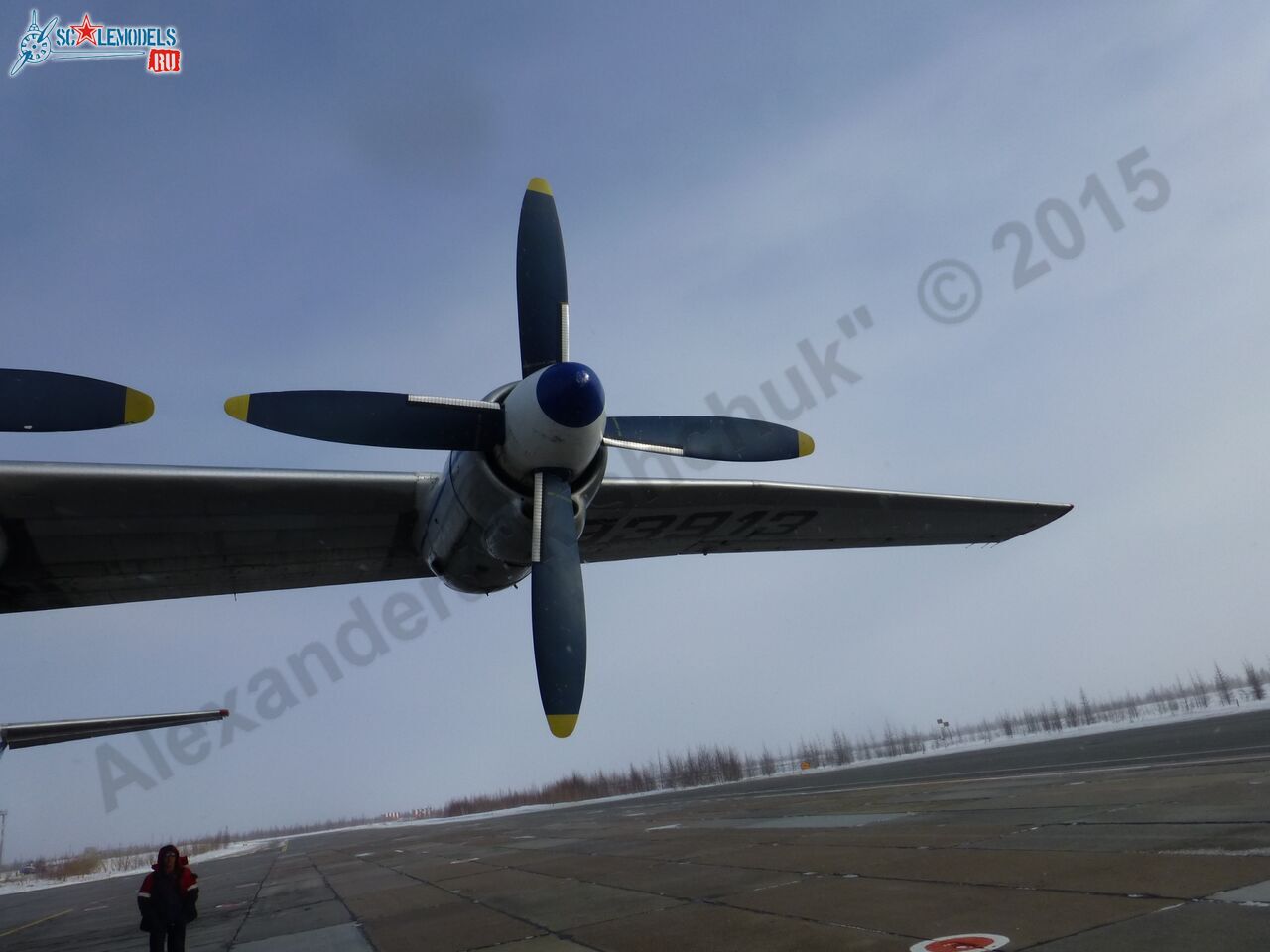 An-12_RA-93913_0014.jpg