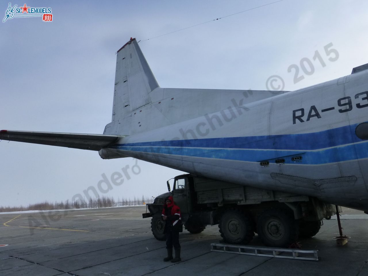 An-12_RA-93913_0030.jpg