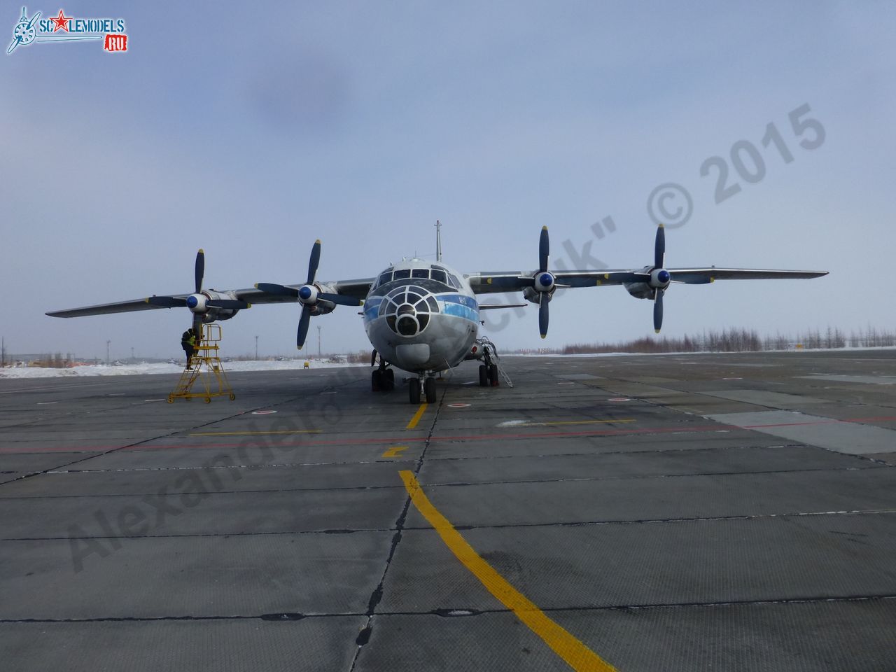 An-12_RA-93913_0088.jpg