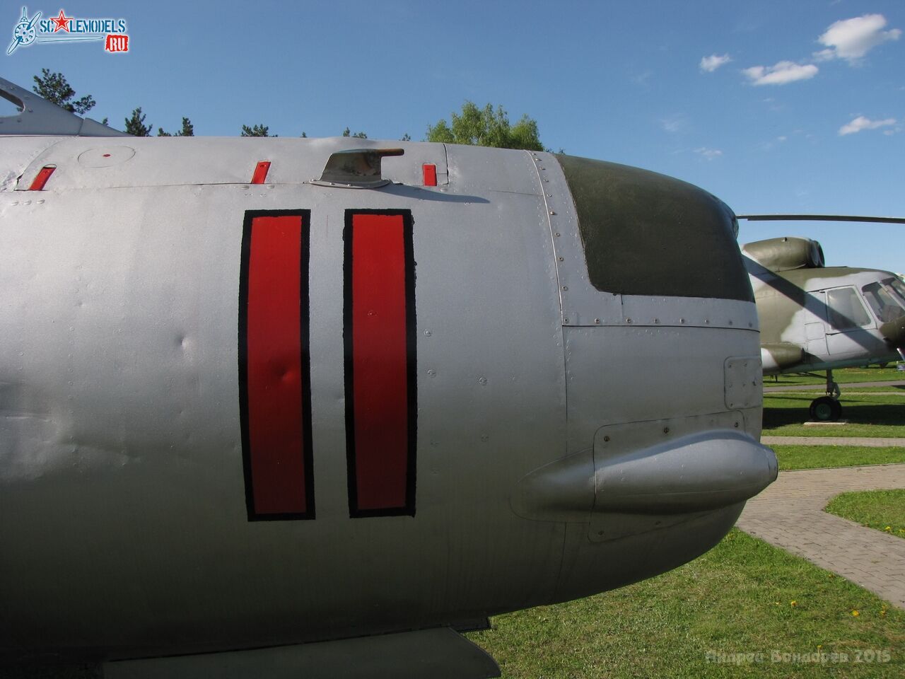 0067_MiG-19P.JPG