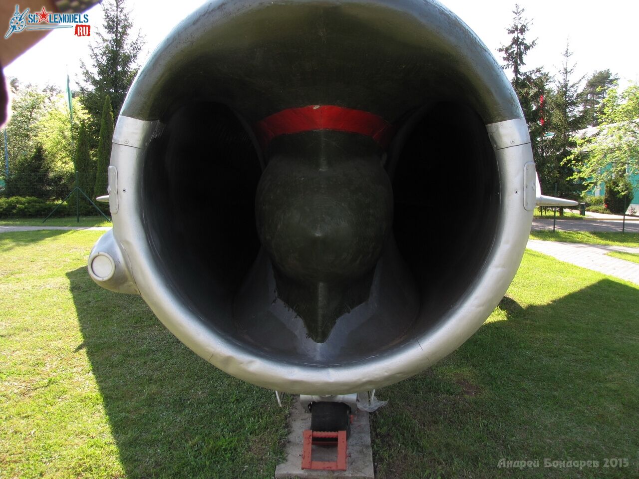 0068_MiG-19P.JPG