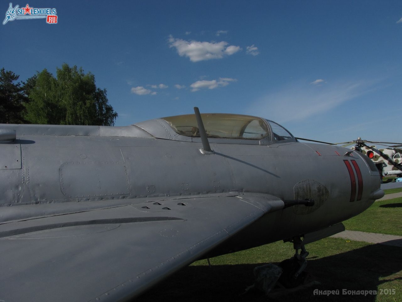 0094_MiG-19P.JPG