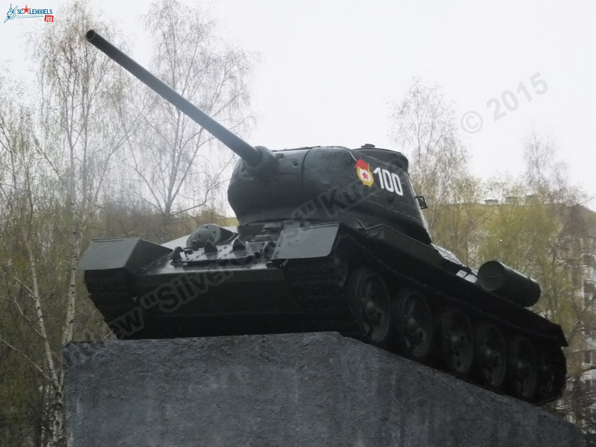 T-34-85_0003.jpg