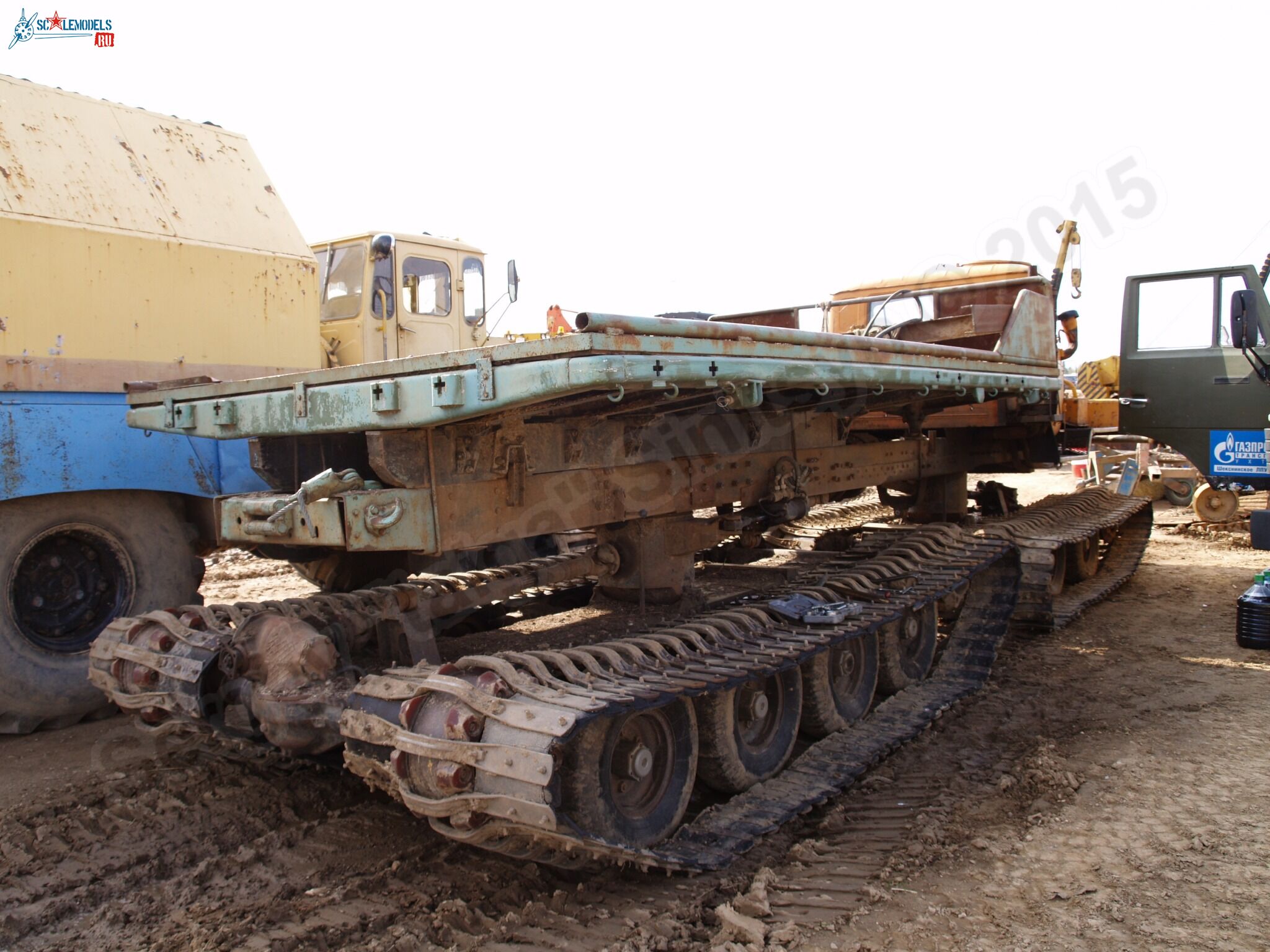 Ural_on_treads_0034.jpg