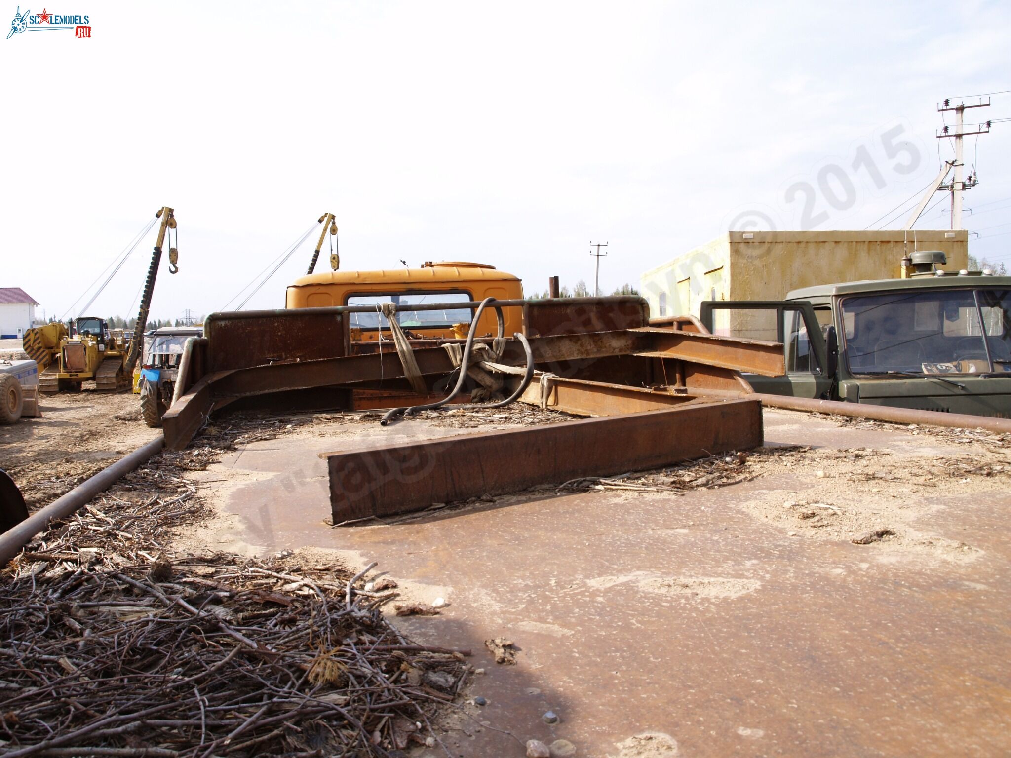Ural_on_treads_0052.jpg