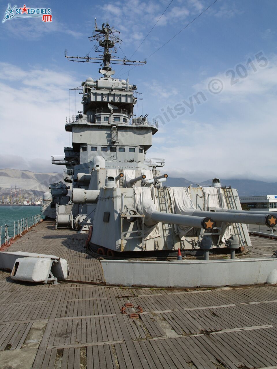 light_cruiser_Mikhail_Kutuzov_0042.jpg