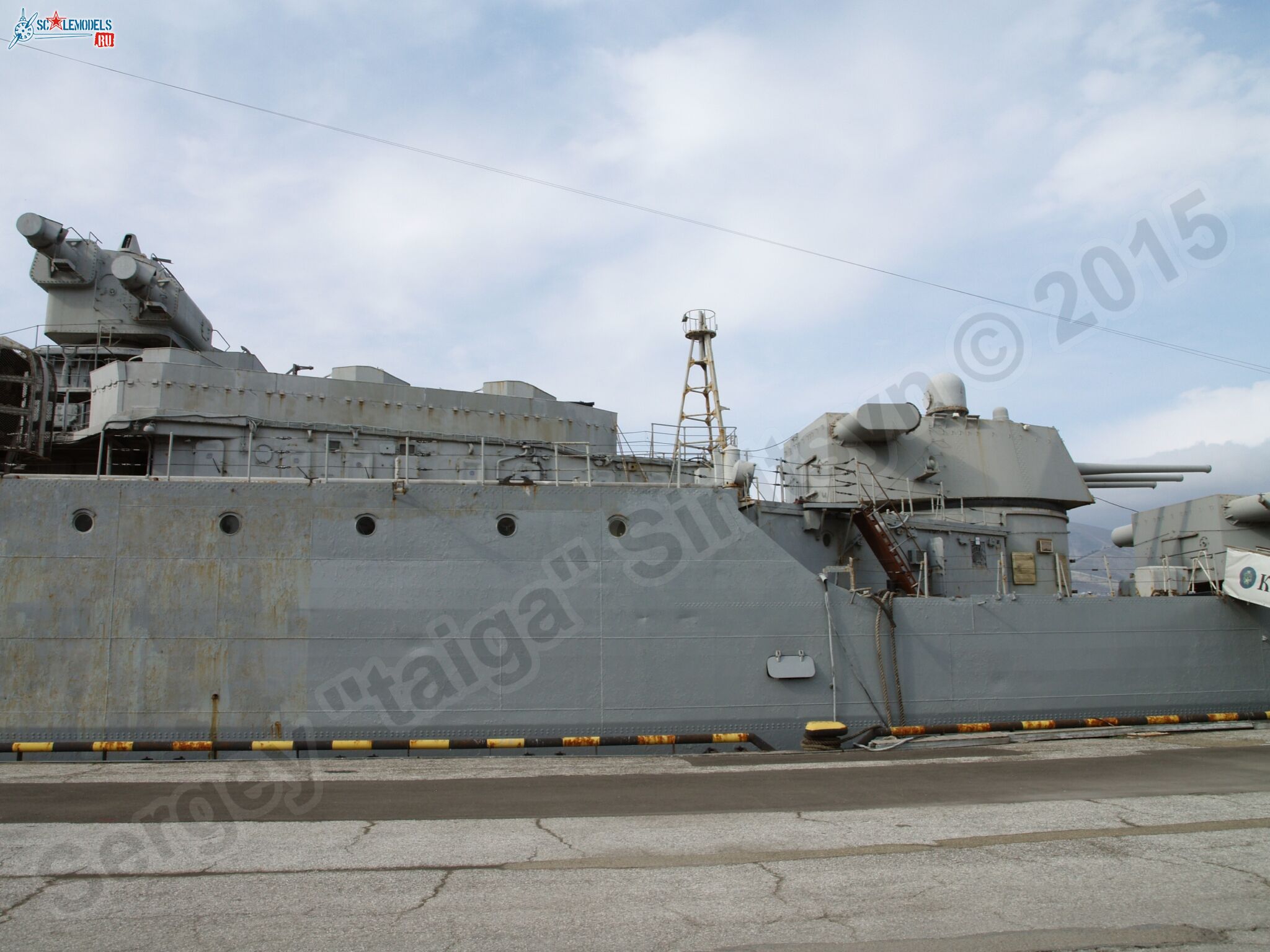 light_cruiser_Mikhail_Kutuzov_0105.jpg