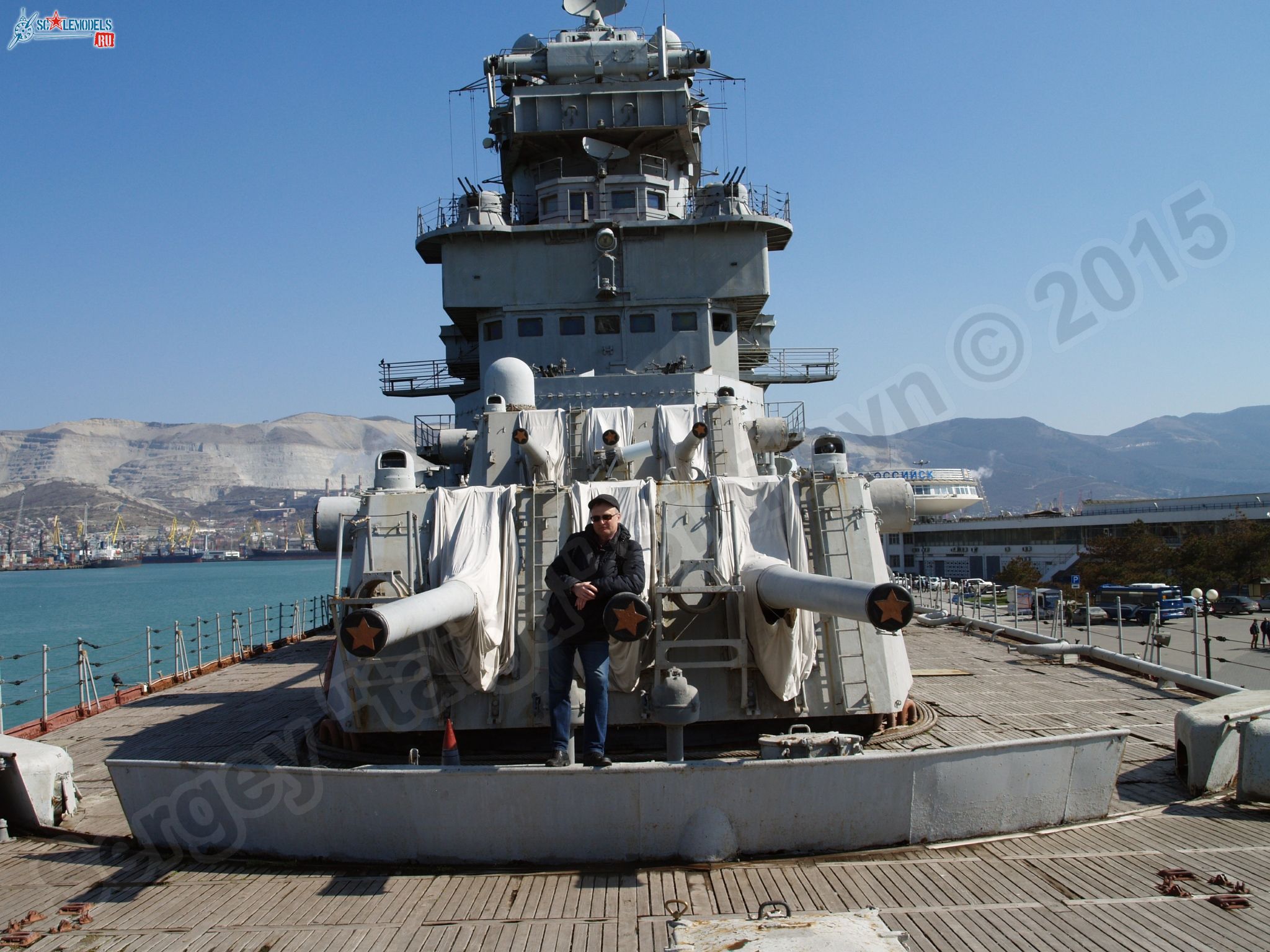 light_cruiser_Mikhail_Kutuzov_0160.jpg