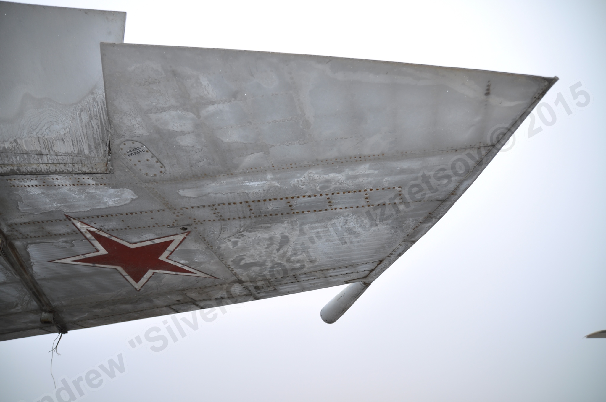 MiG-25PU_undercarriage_0075.jpg