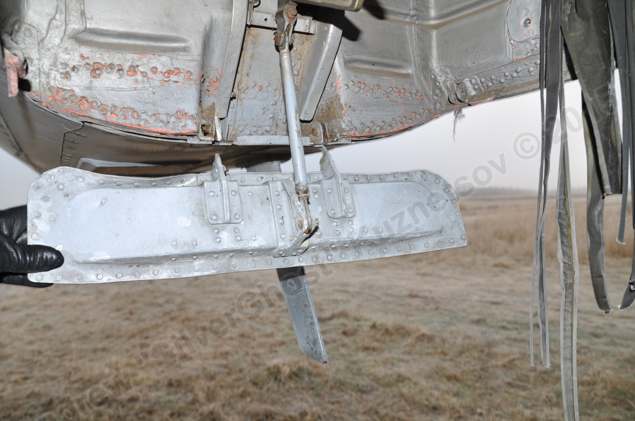 MiG-25PU_undercarriage_0130.jpg