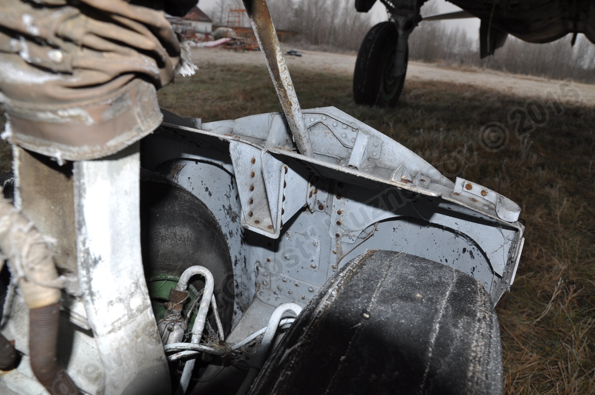 MiG-25PU_undercarriage_0147.jpg