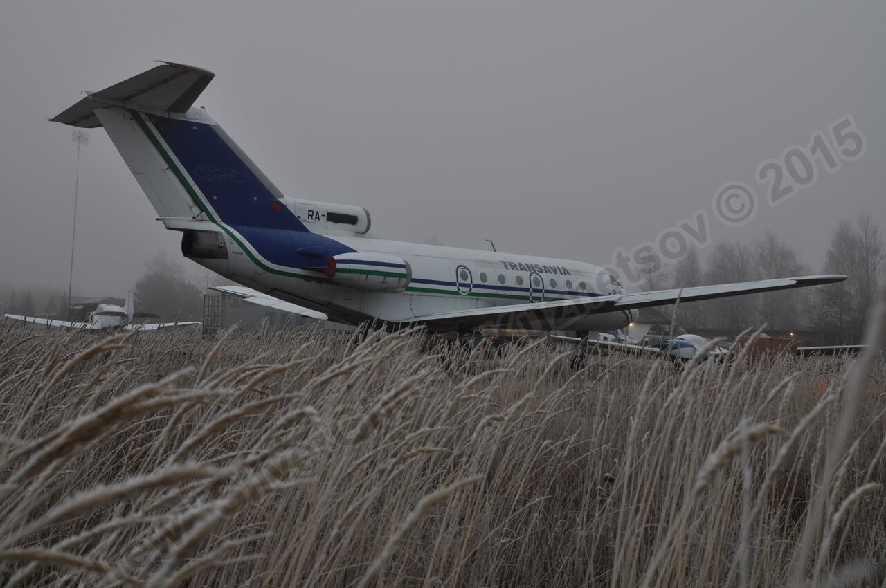 Yak-40_RA-87500_0005.jpg