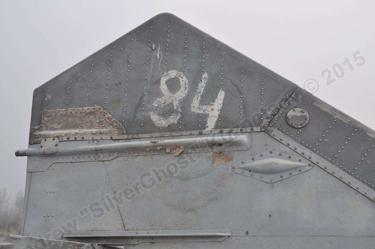 MiG-25PU_wing_0117.jpg