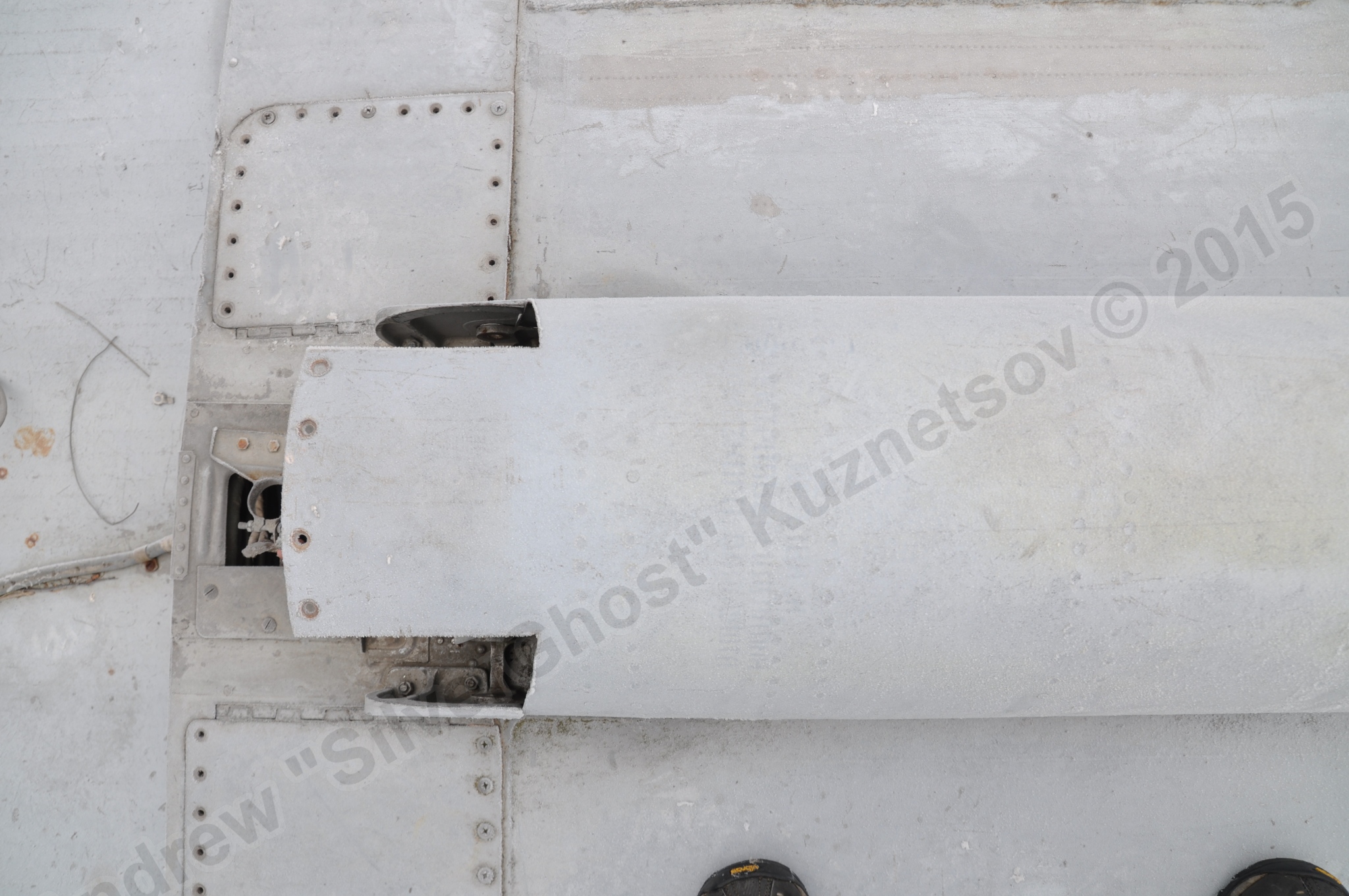 MiG-25PU_wing_0150.jpg