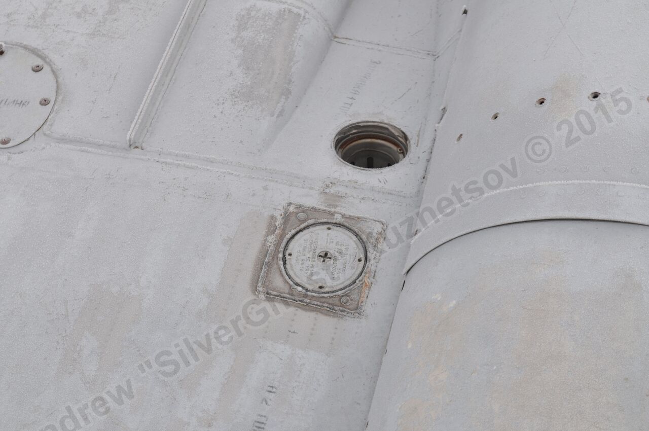 MiG-25PU_wing_0168.jpg