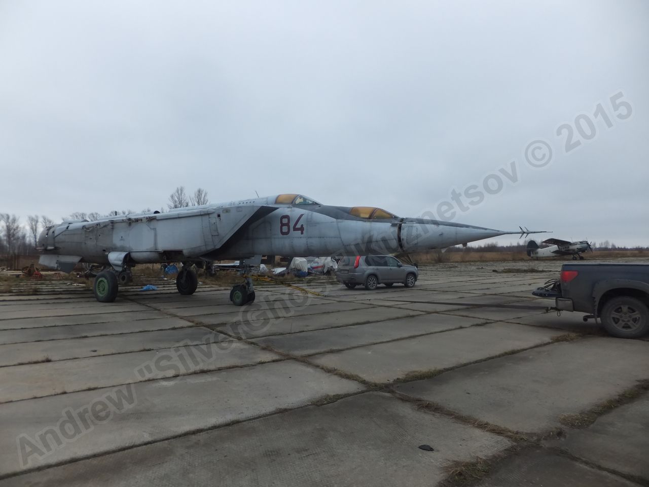 MiG-25PU_fuselage_0006.jpg