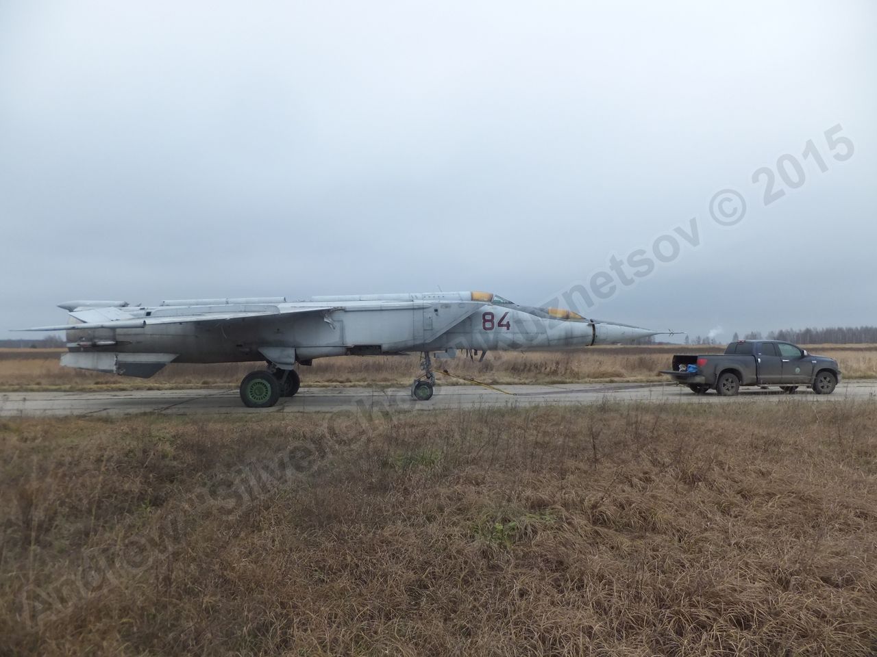 MiG-25PU_fuselage_0038.jpg