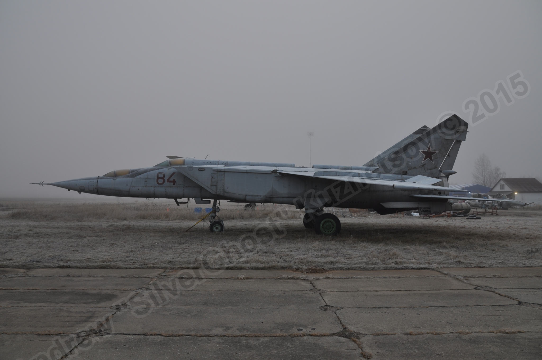 MiG-25PU_fuselage_0057.jpg