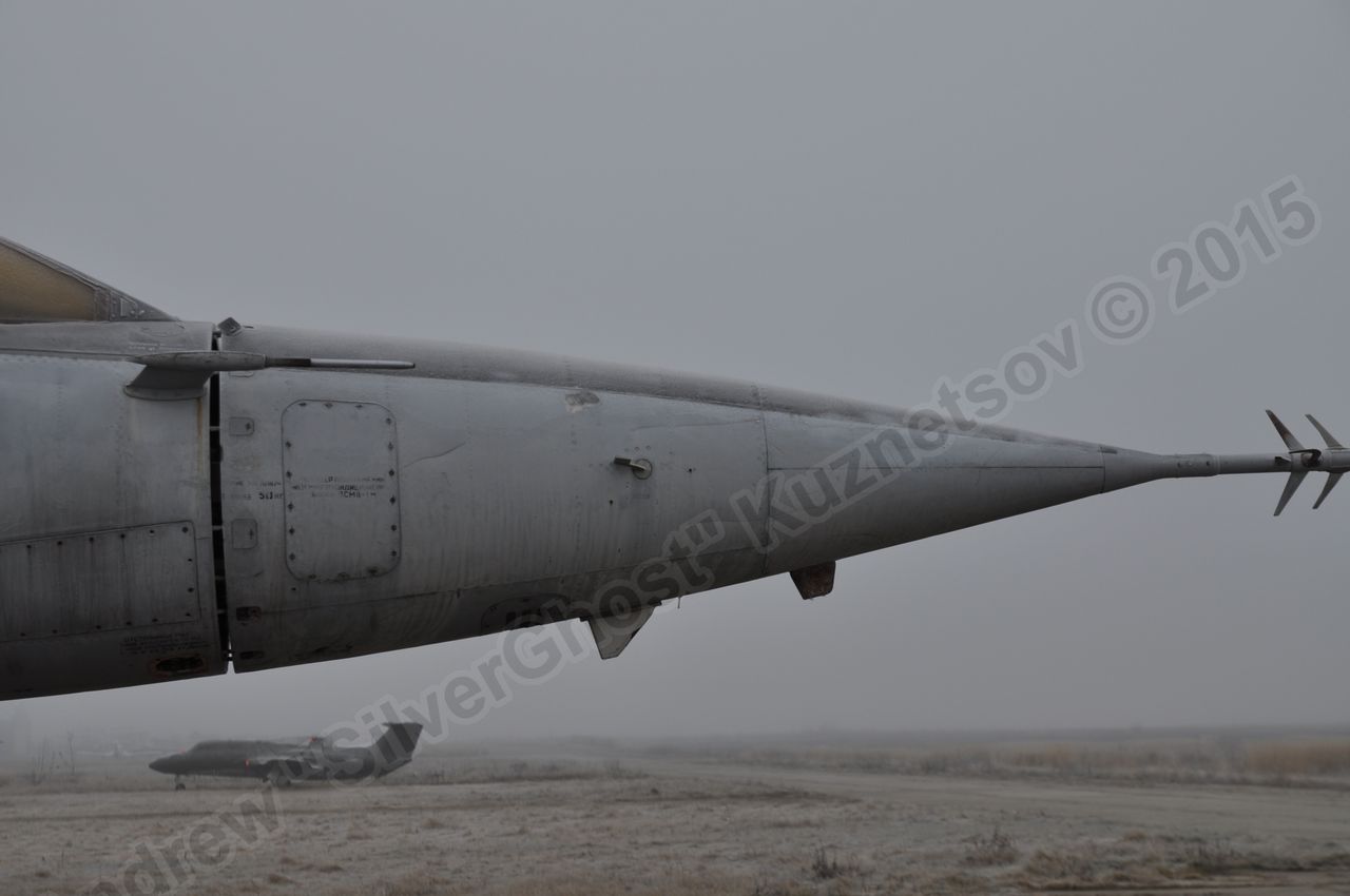 MiG-25PU_fuselage_0063.jpg